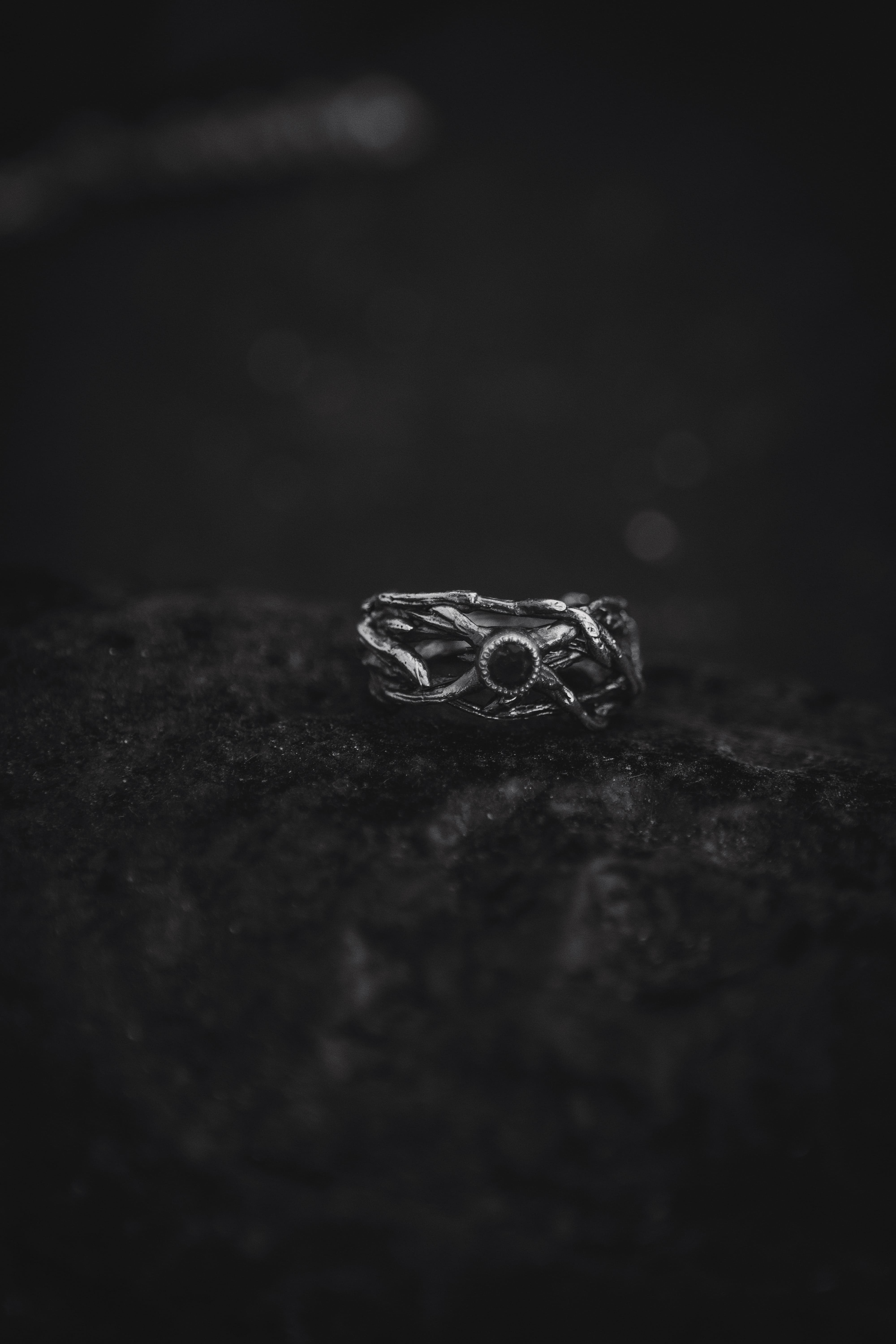 Ring with branches and stone