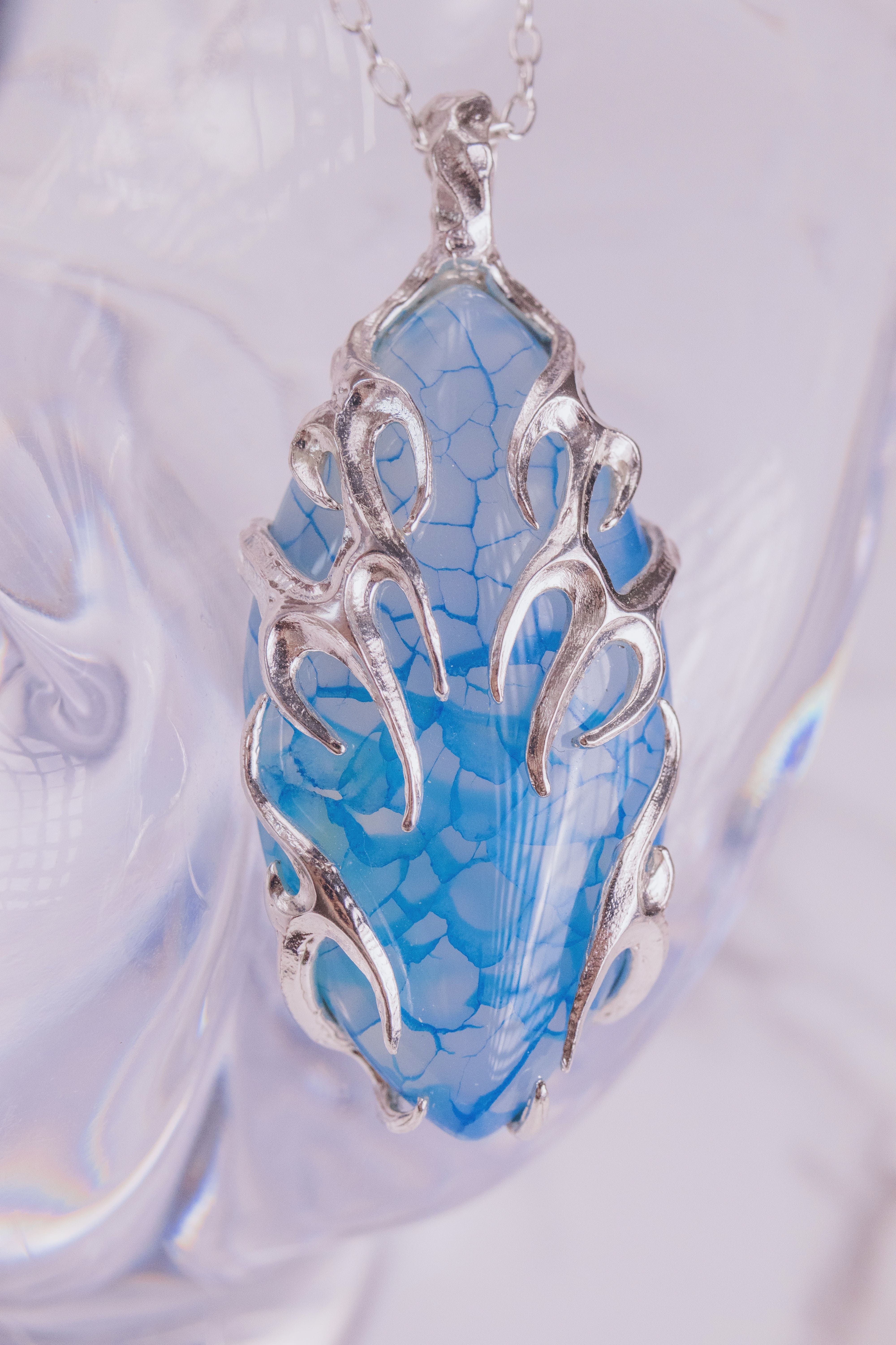 Tribal Pendant Dragon Vein Agate