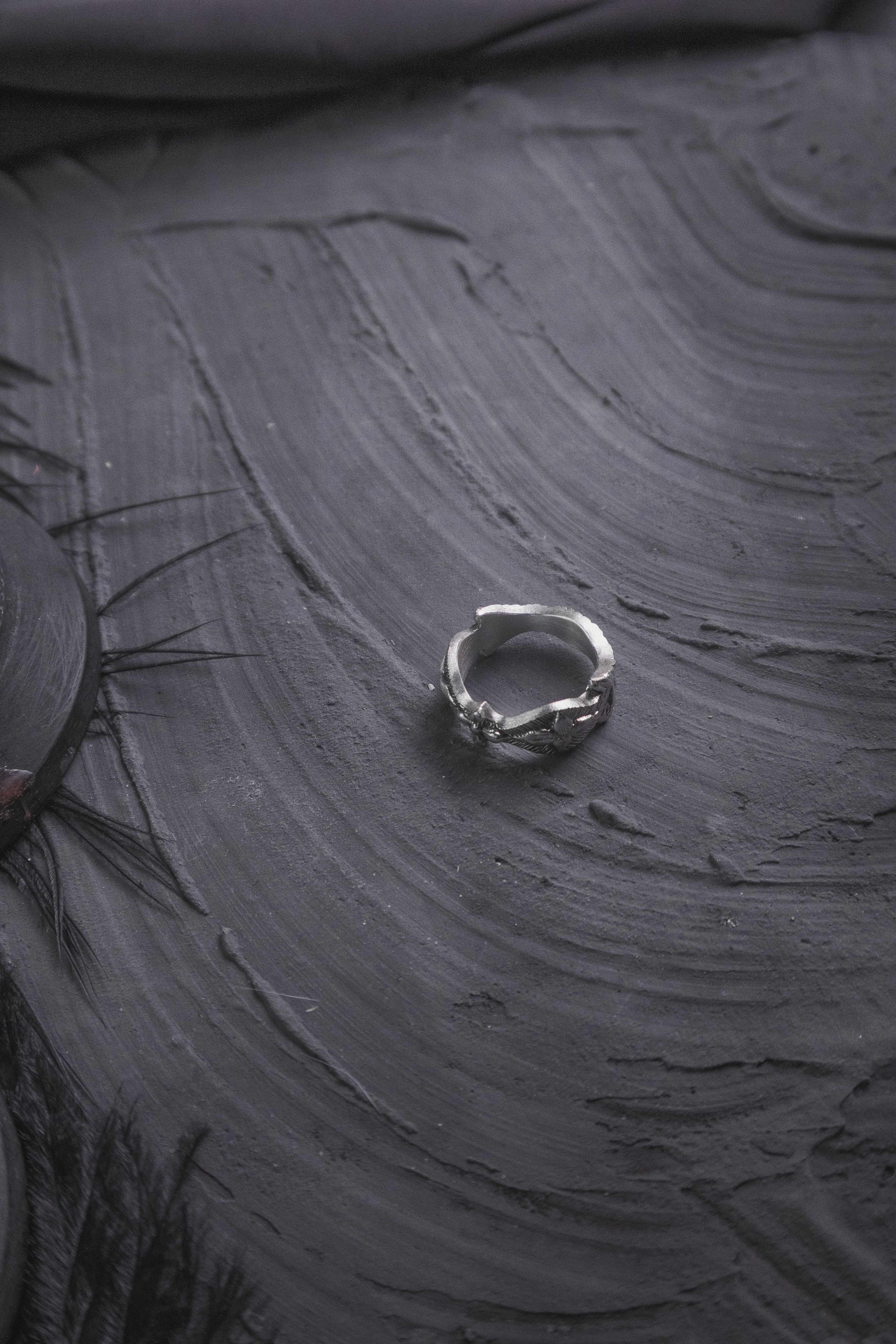 Medieval-style ring