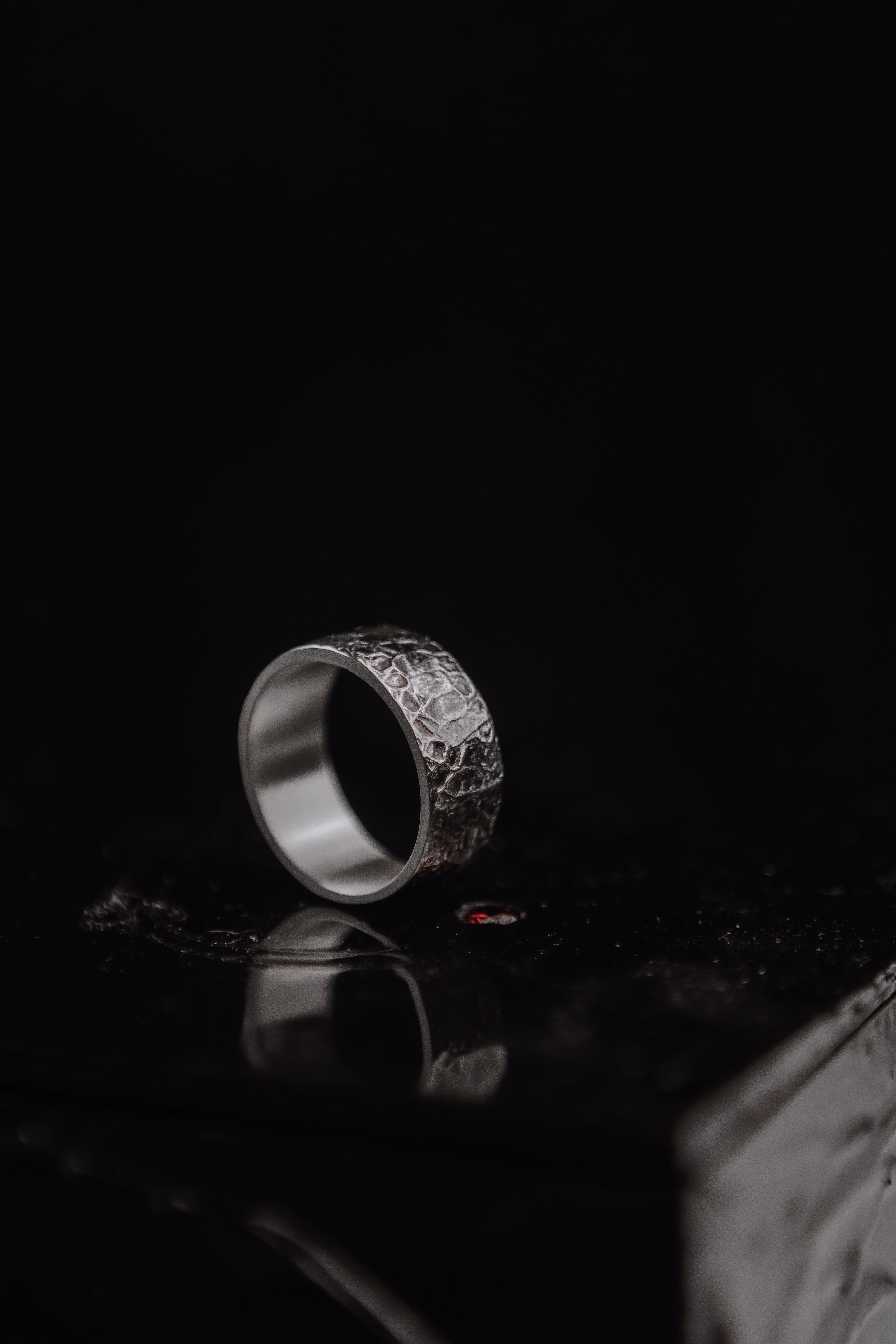 Ring with Snake Scale Relief