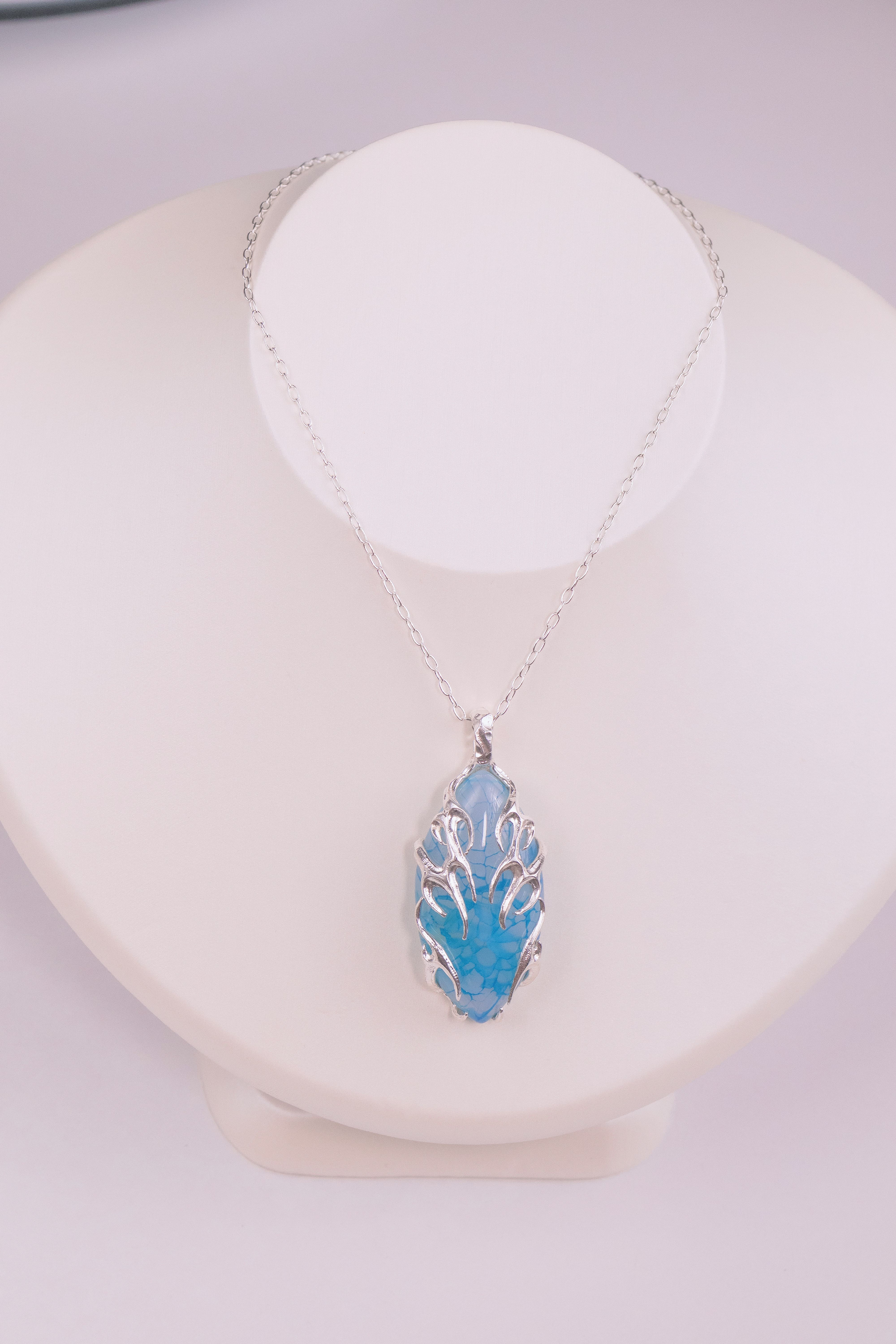 Tribal Pendant Dragon Vein Agate