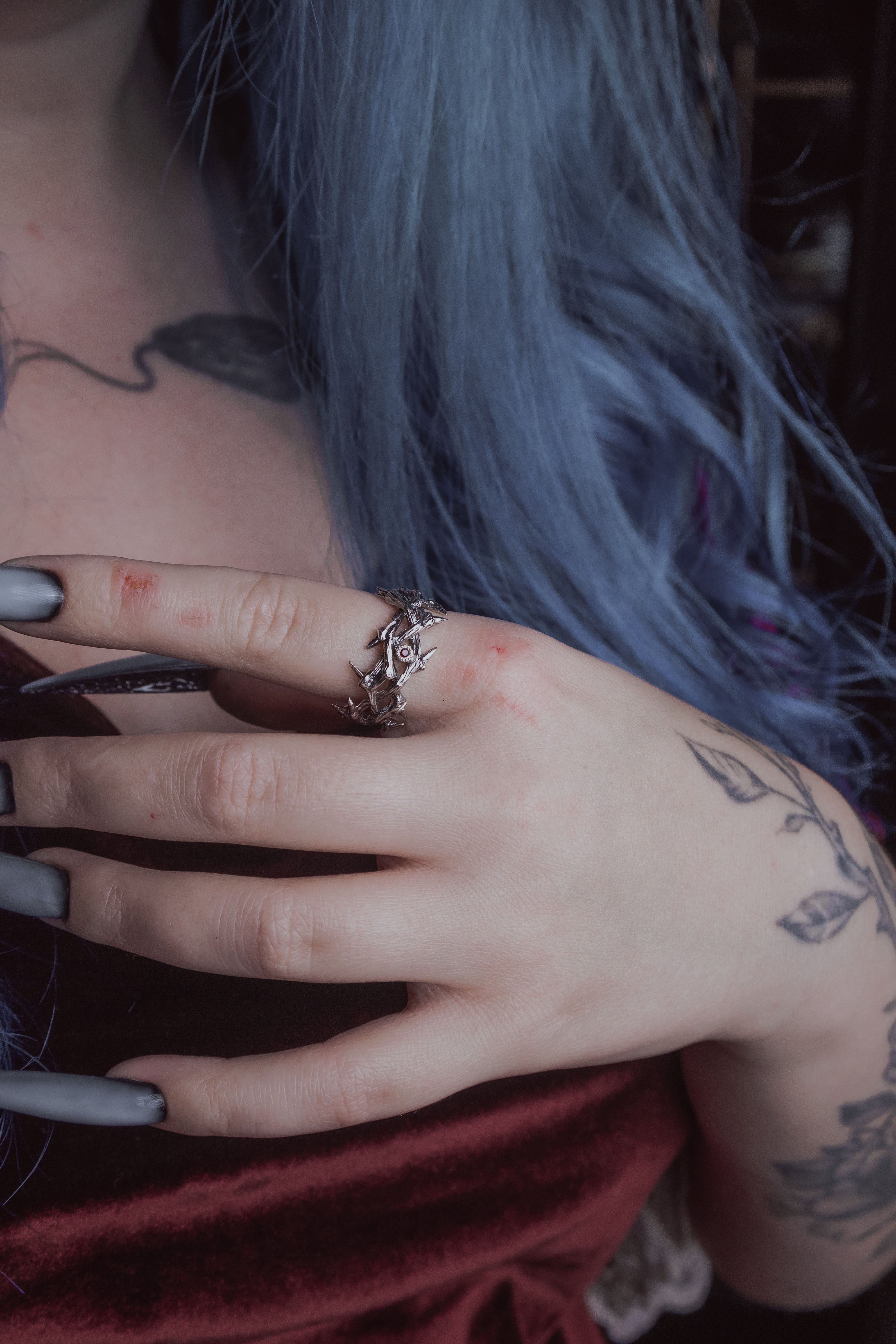 Crown of Thorns ring with stone