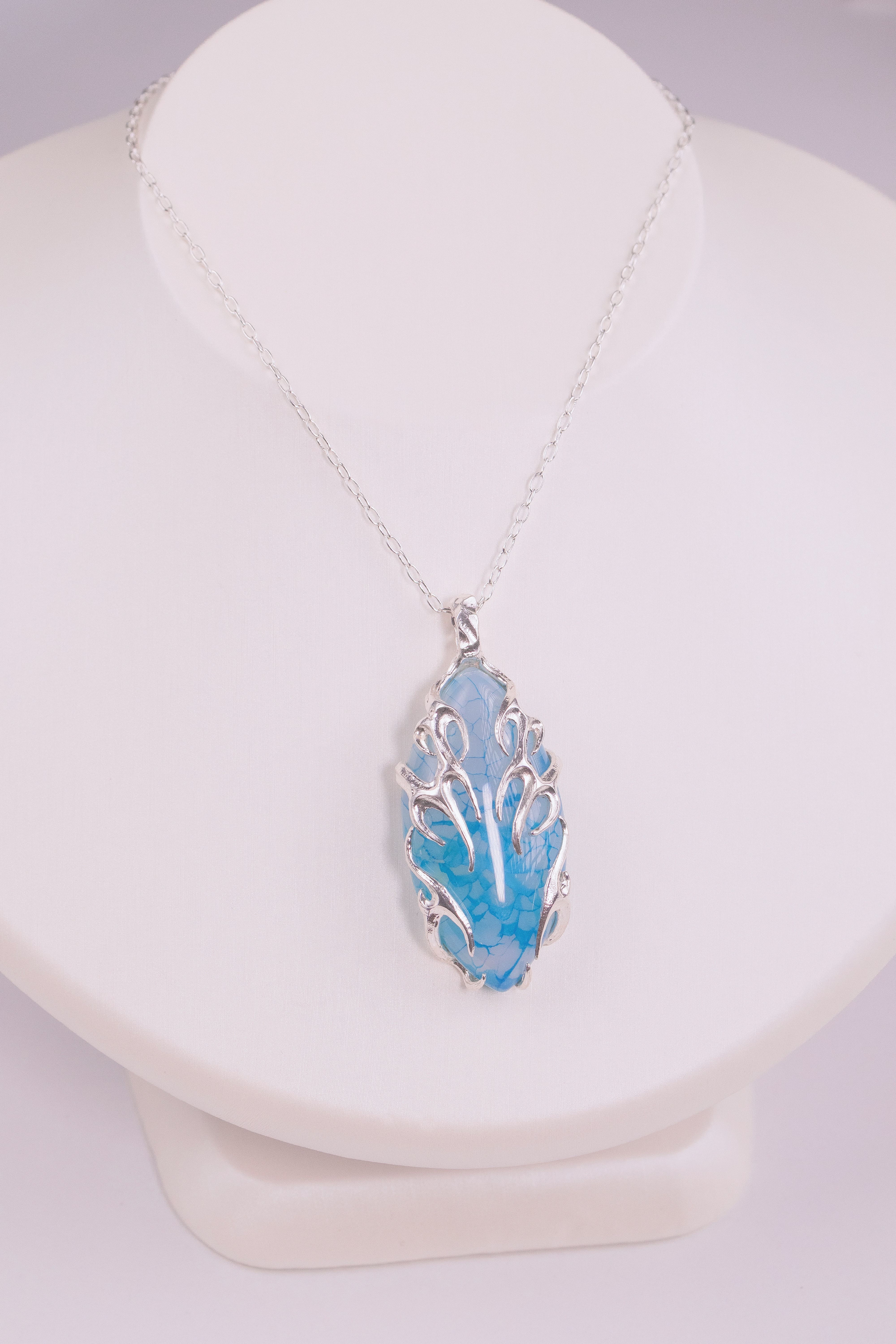 Tribal Pendant Dragon Vein Agate
