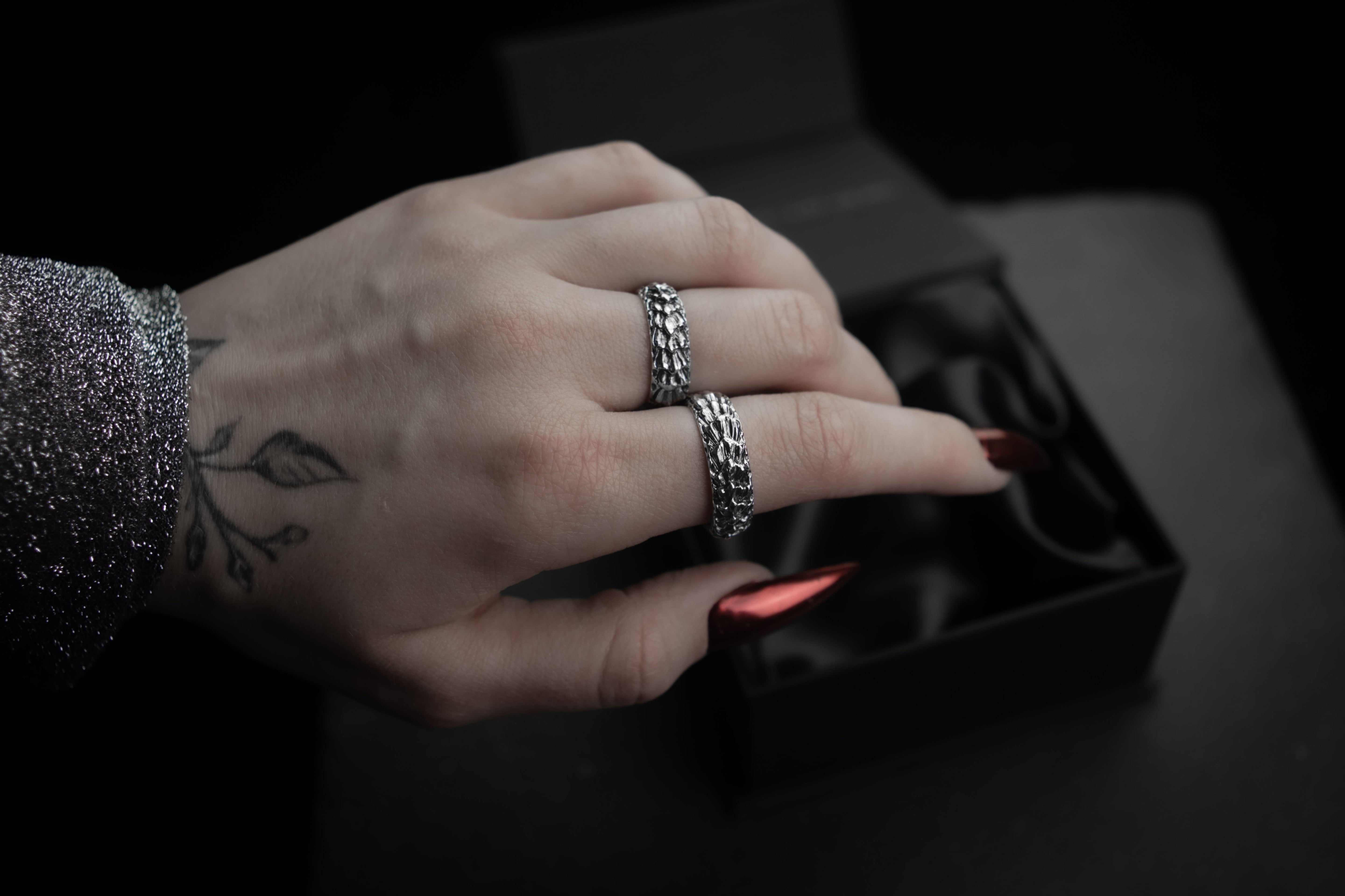Ring with Dragon Scale