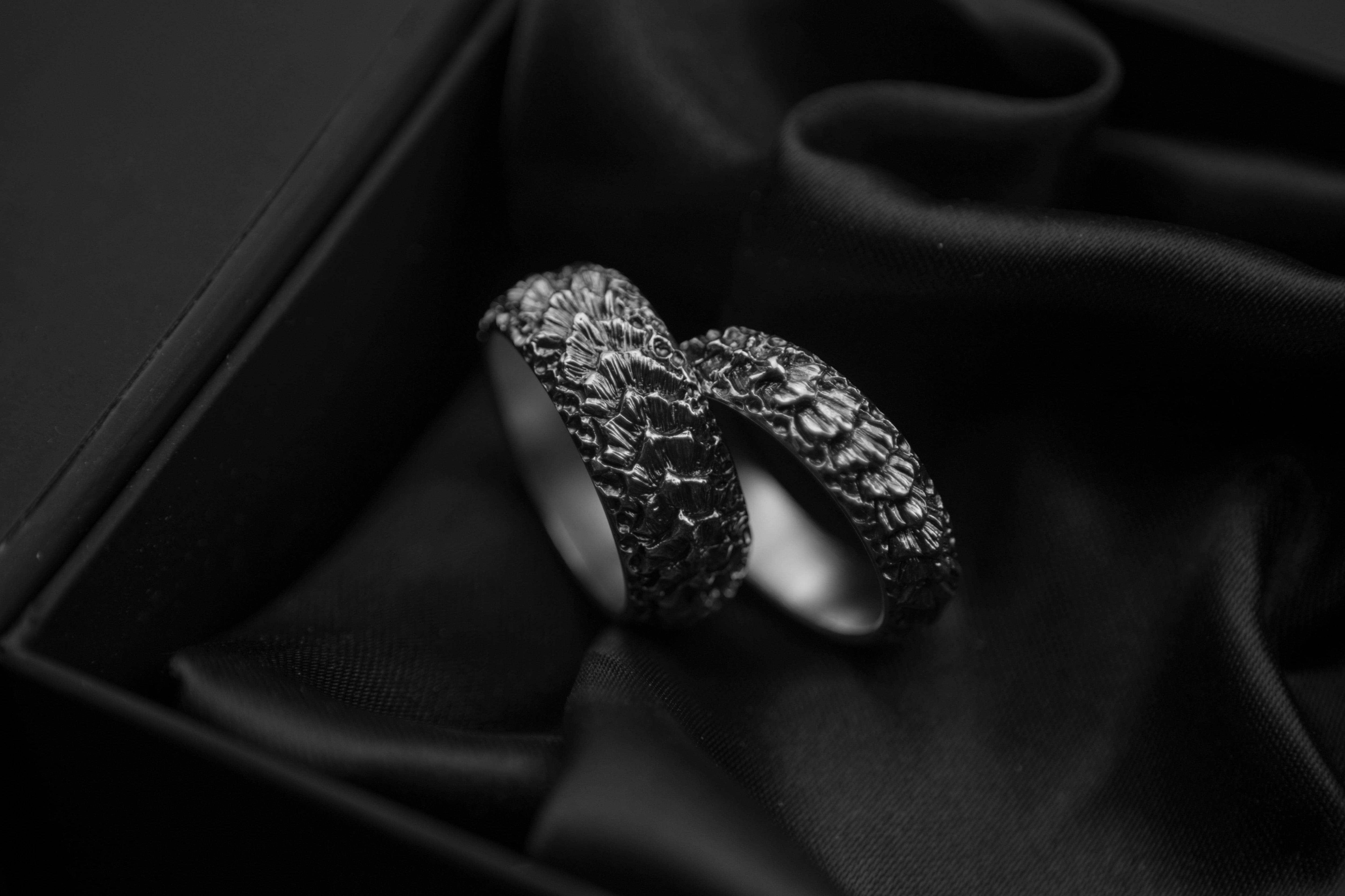 Ring with Dragon Scale
