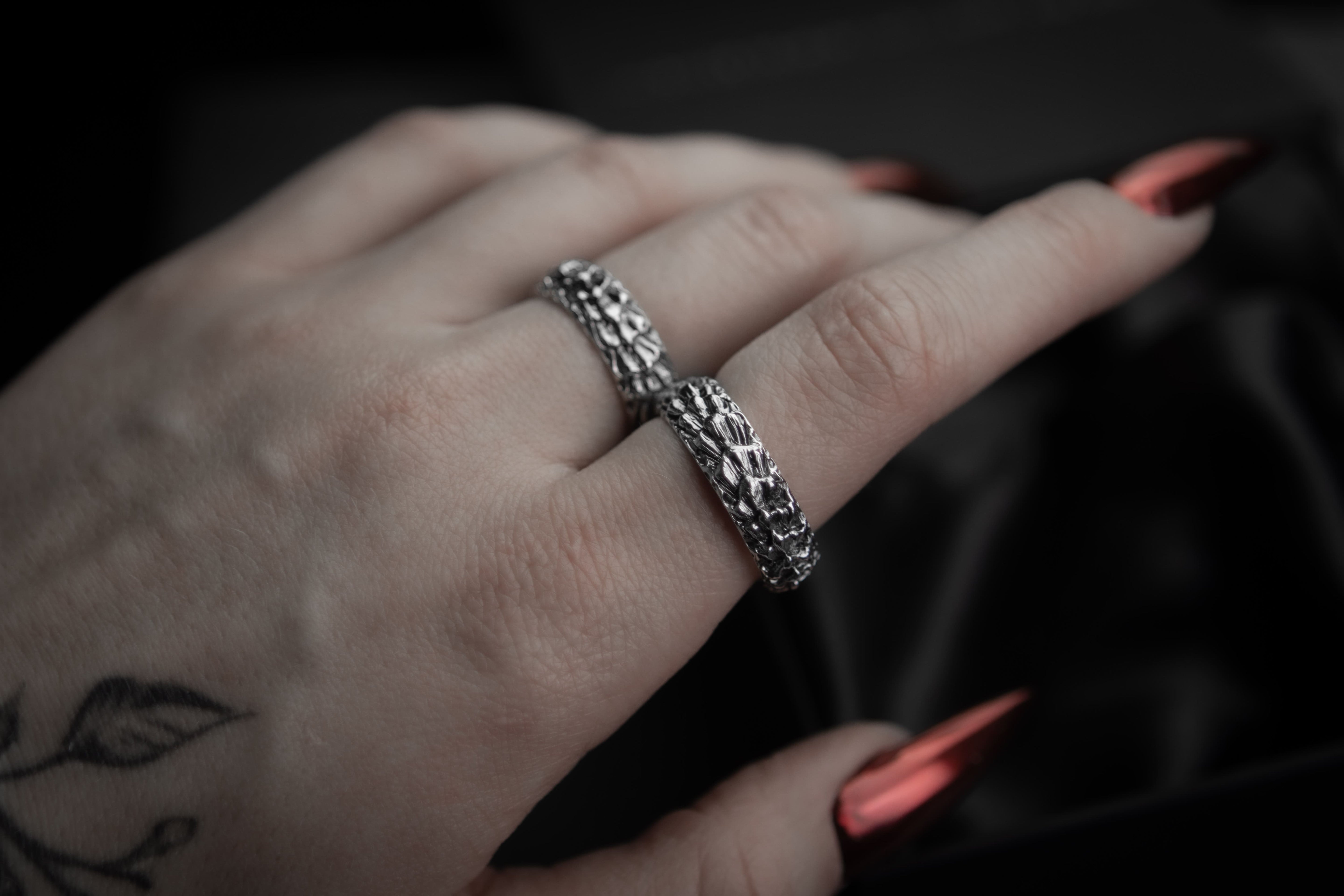 Ring with Dragon Scale