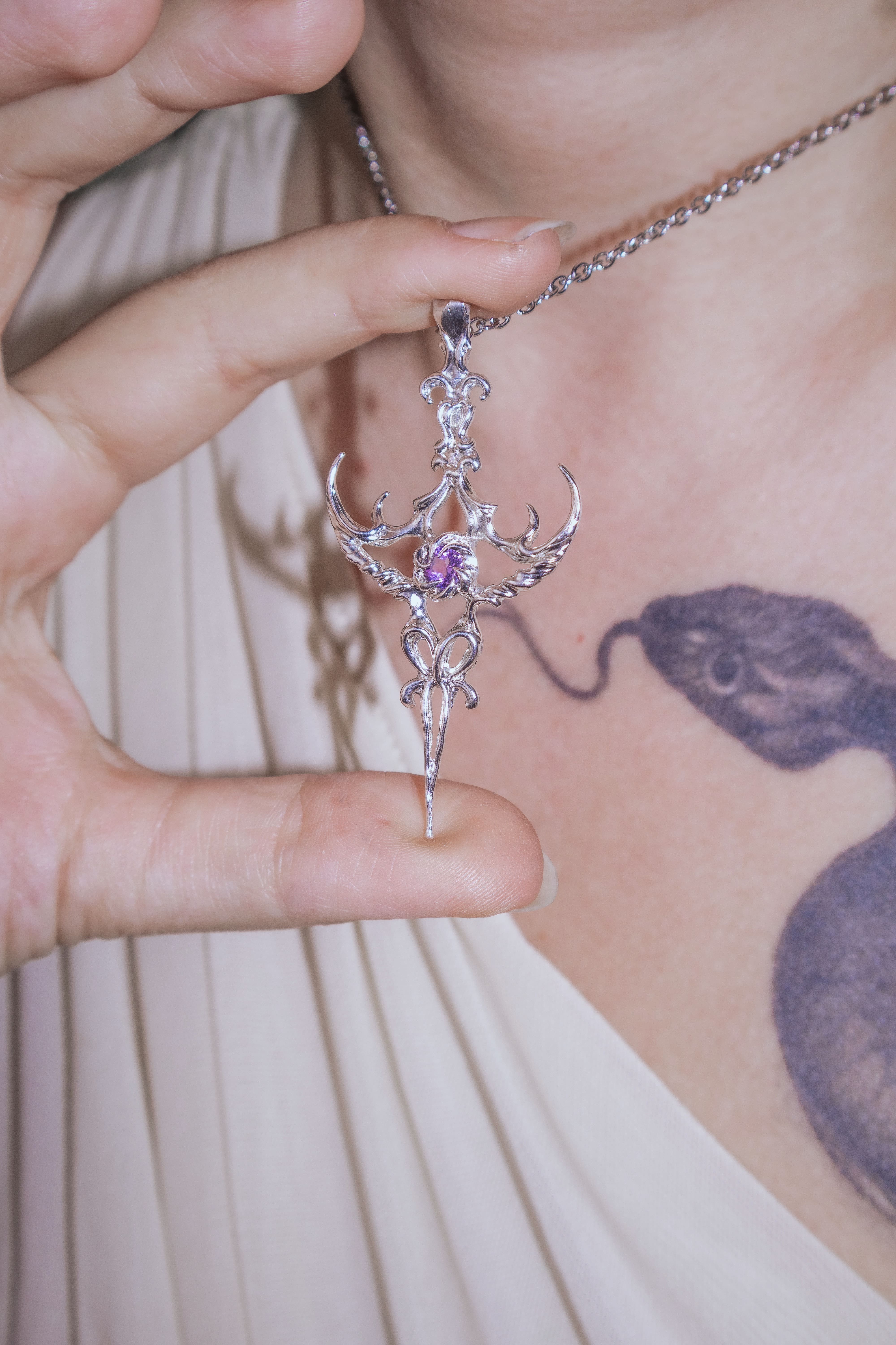 Chunky pendant with Amethyst