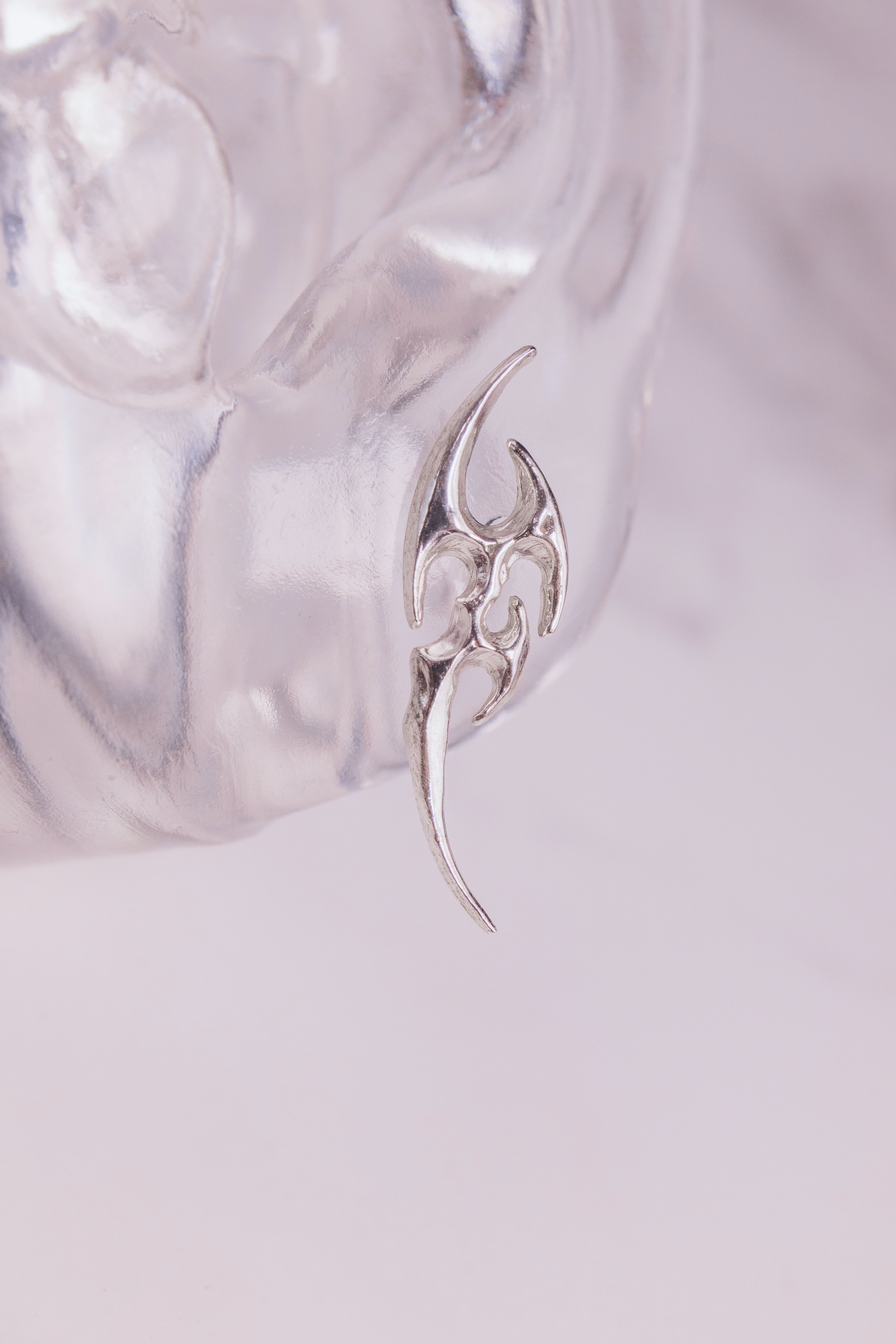 Asymmetric Tribal Studs