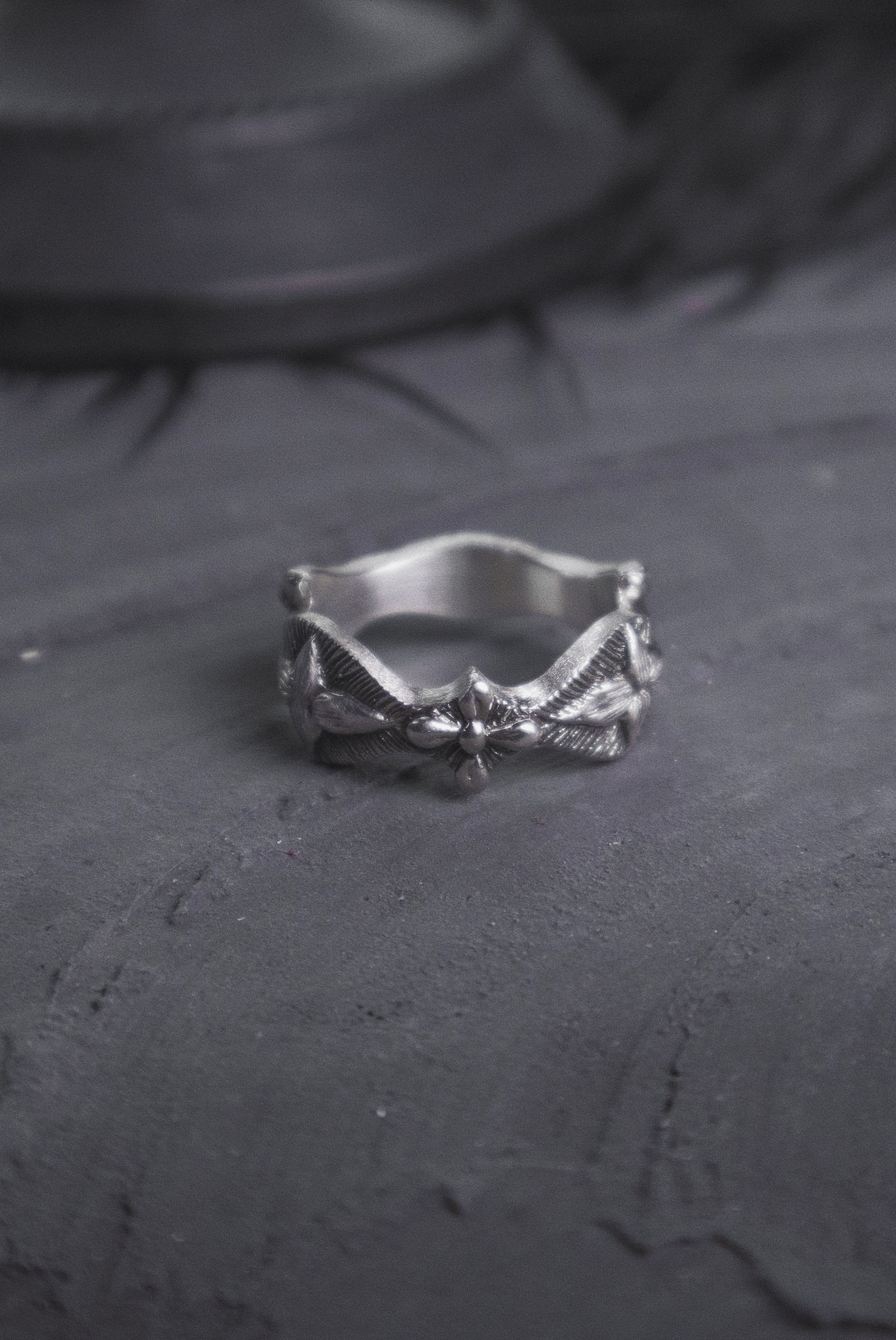 Medieval-style ring