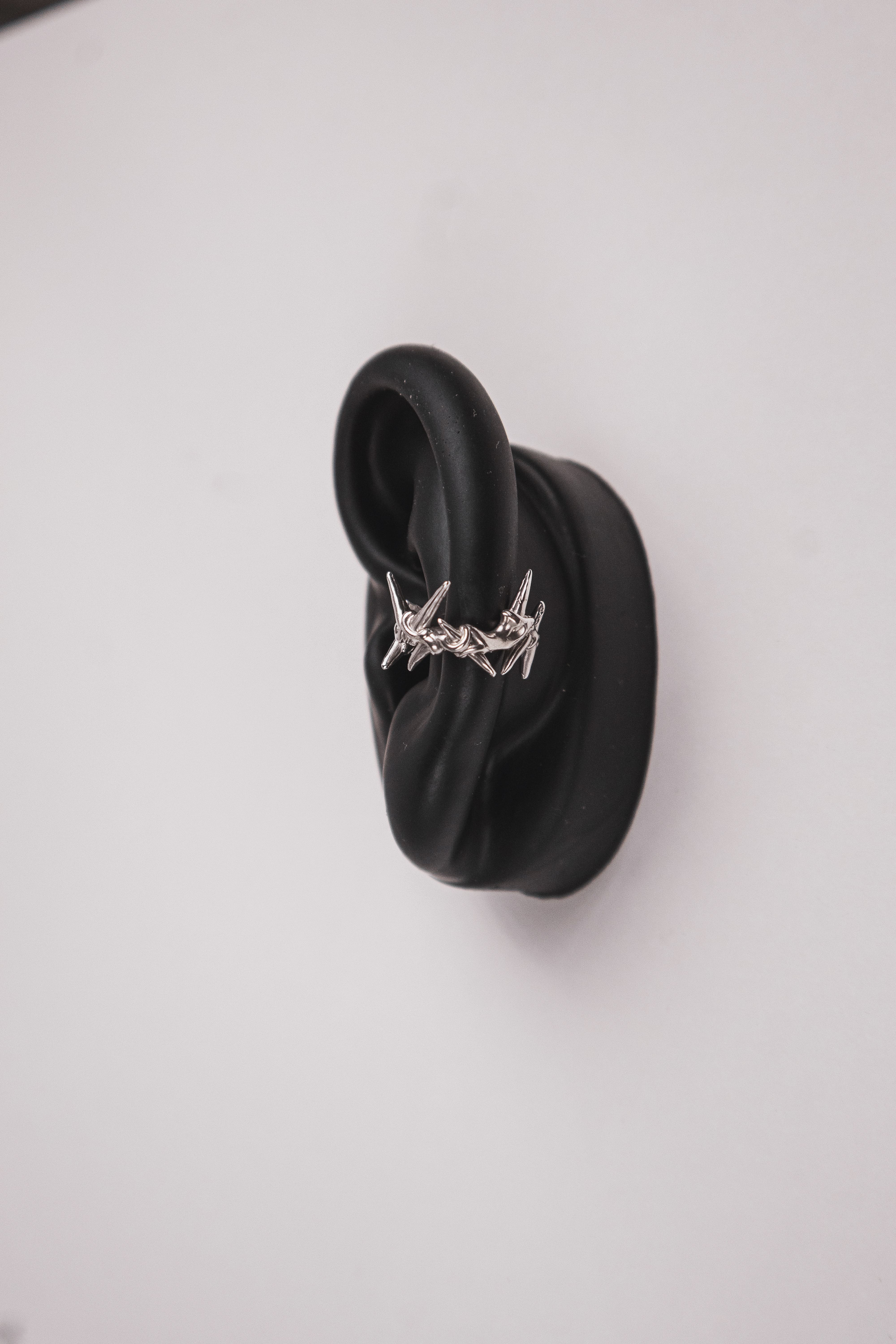 Thorn ear cuff