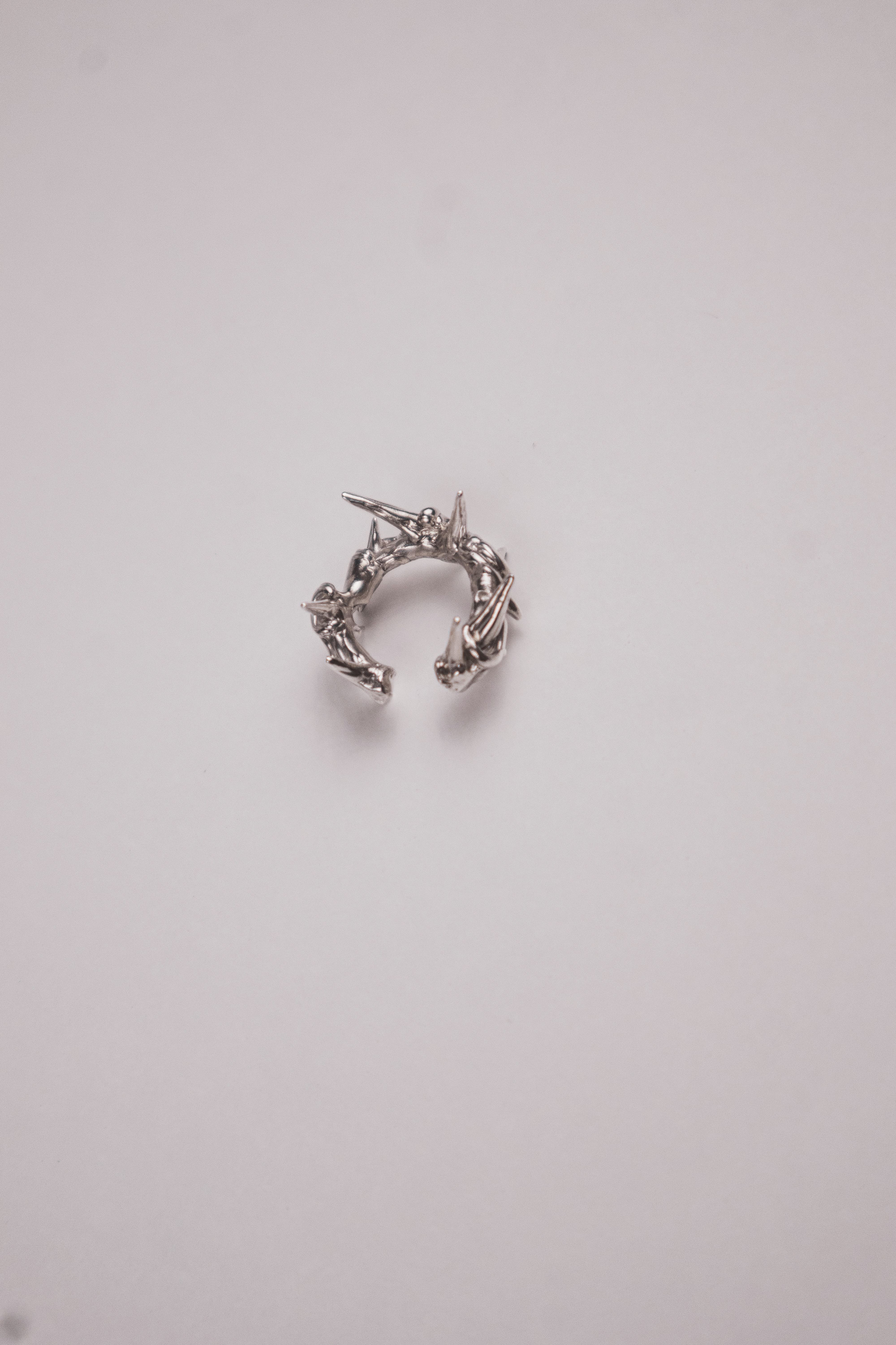 Thorn ear cuff