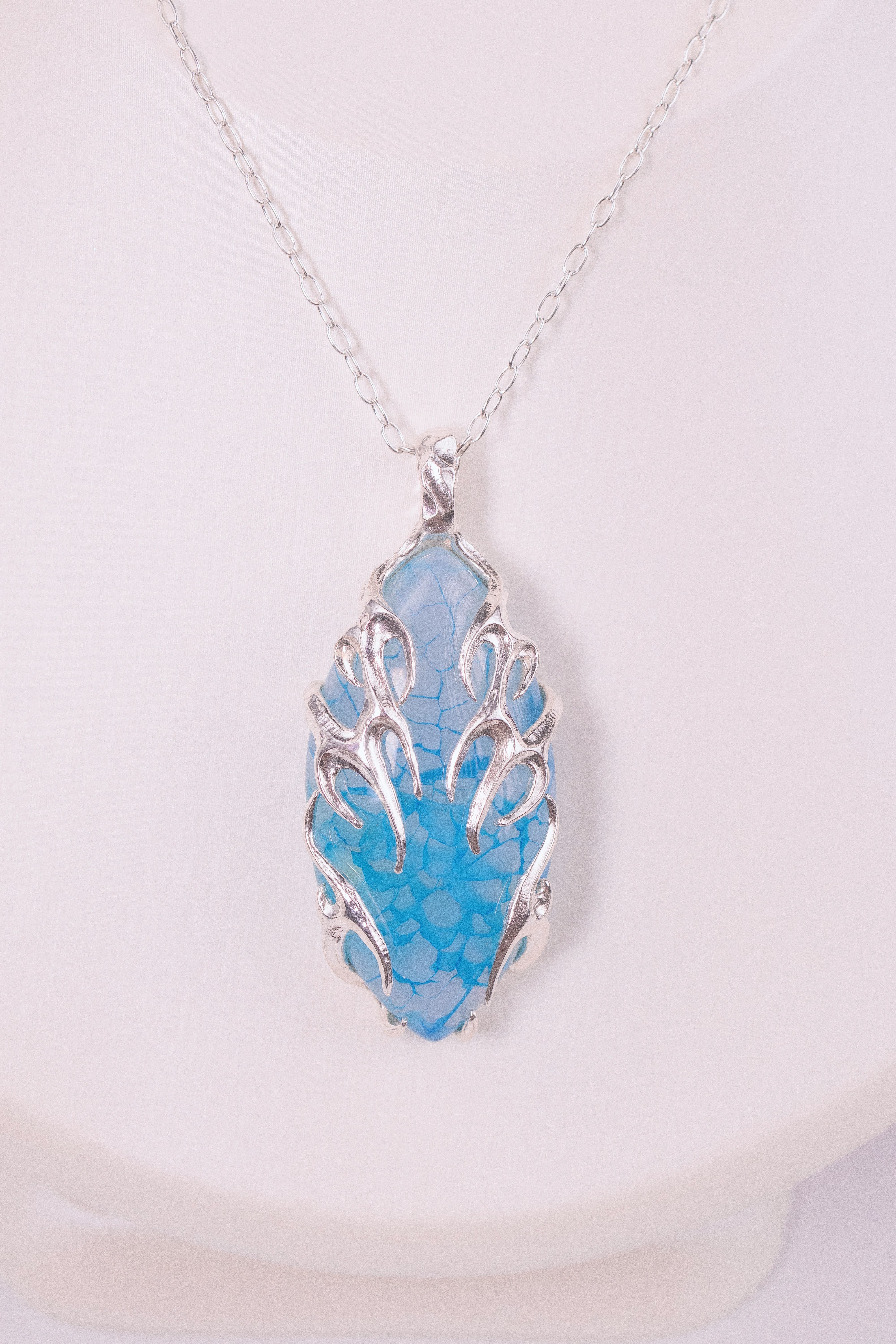 Tribal Pendant Dragon Vein Agate