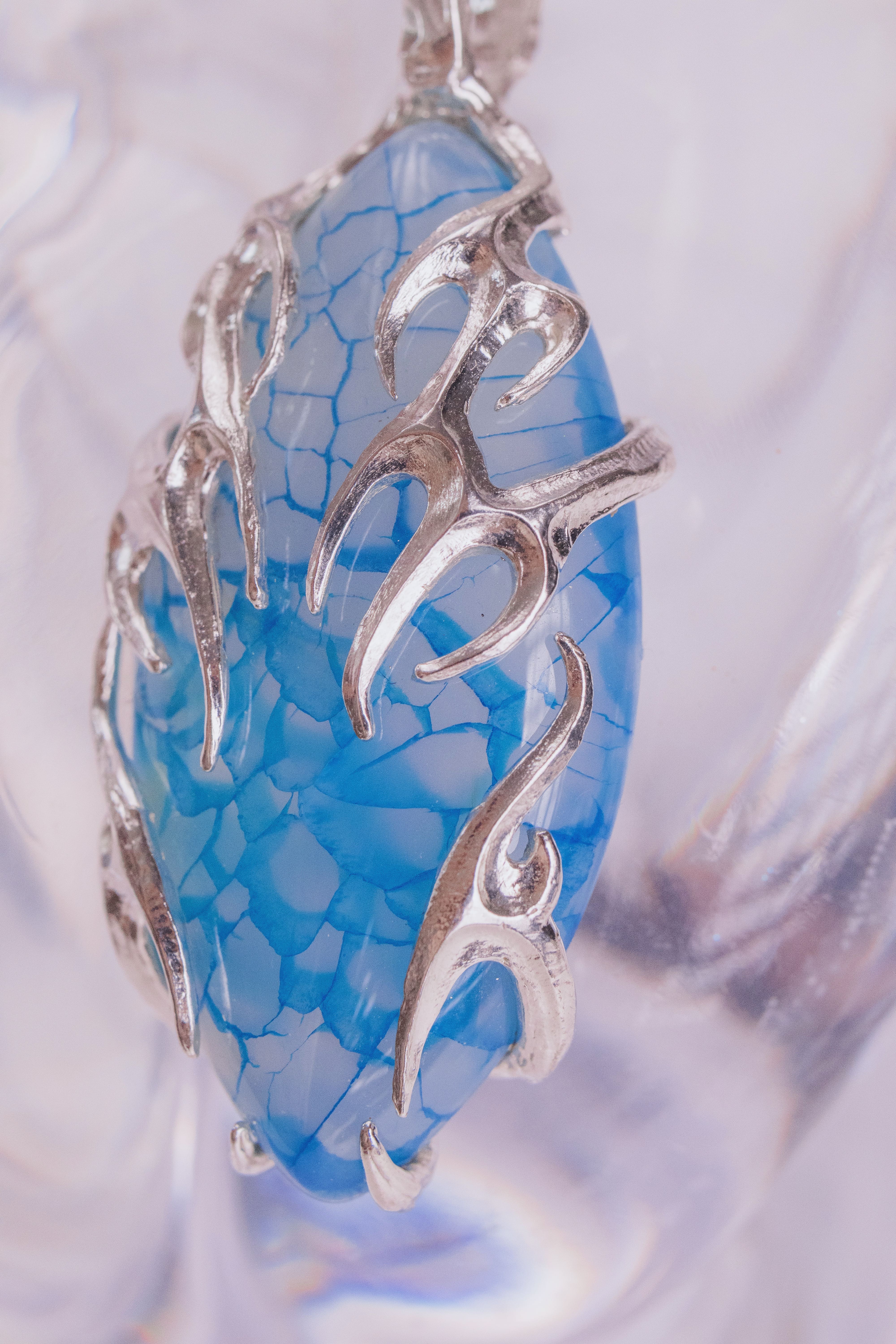 Tribal Pendant Dragon Vein Agate