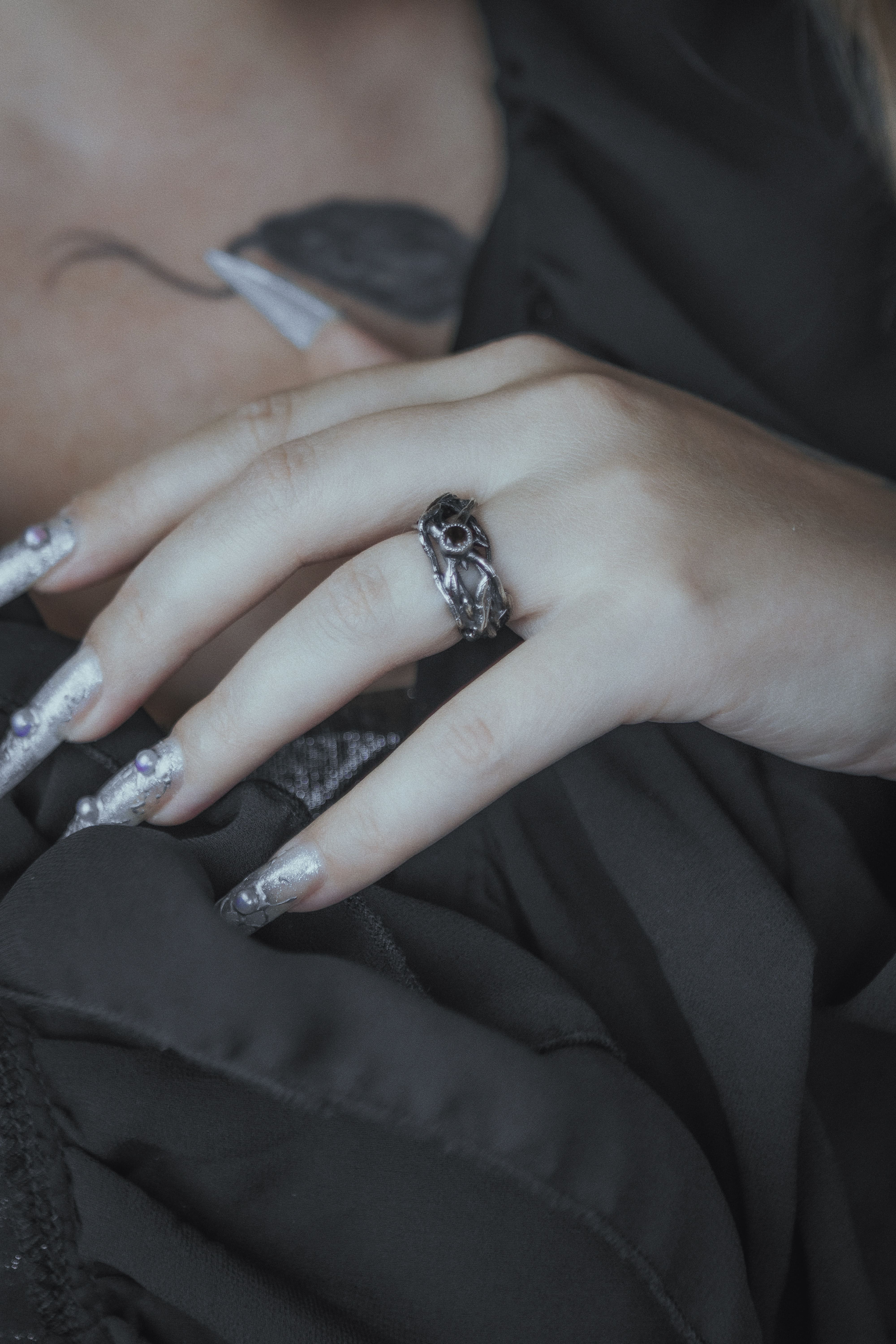 Ring with branches and stone