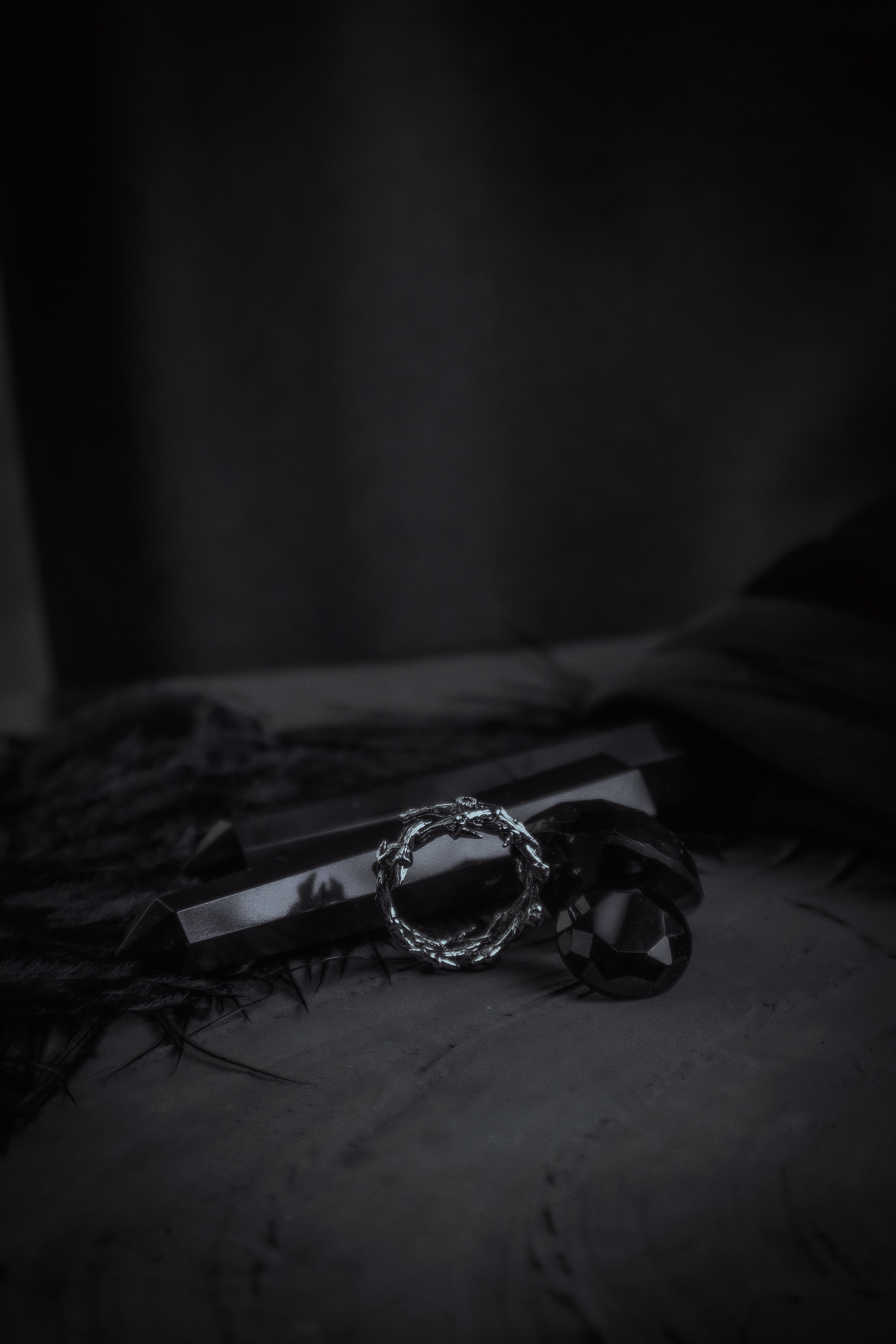 Crown of Thorns ring with stone