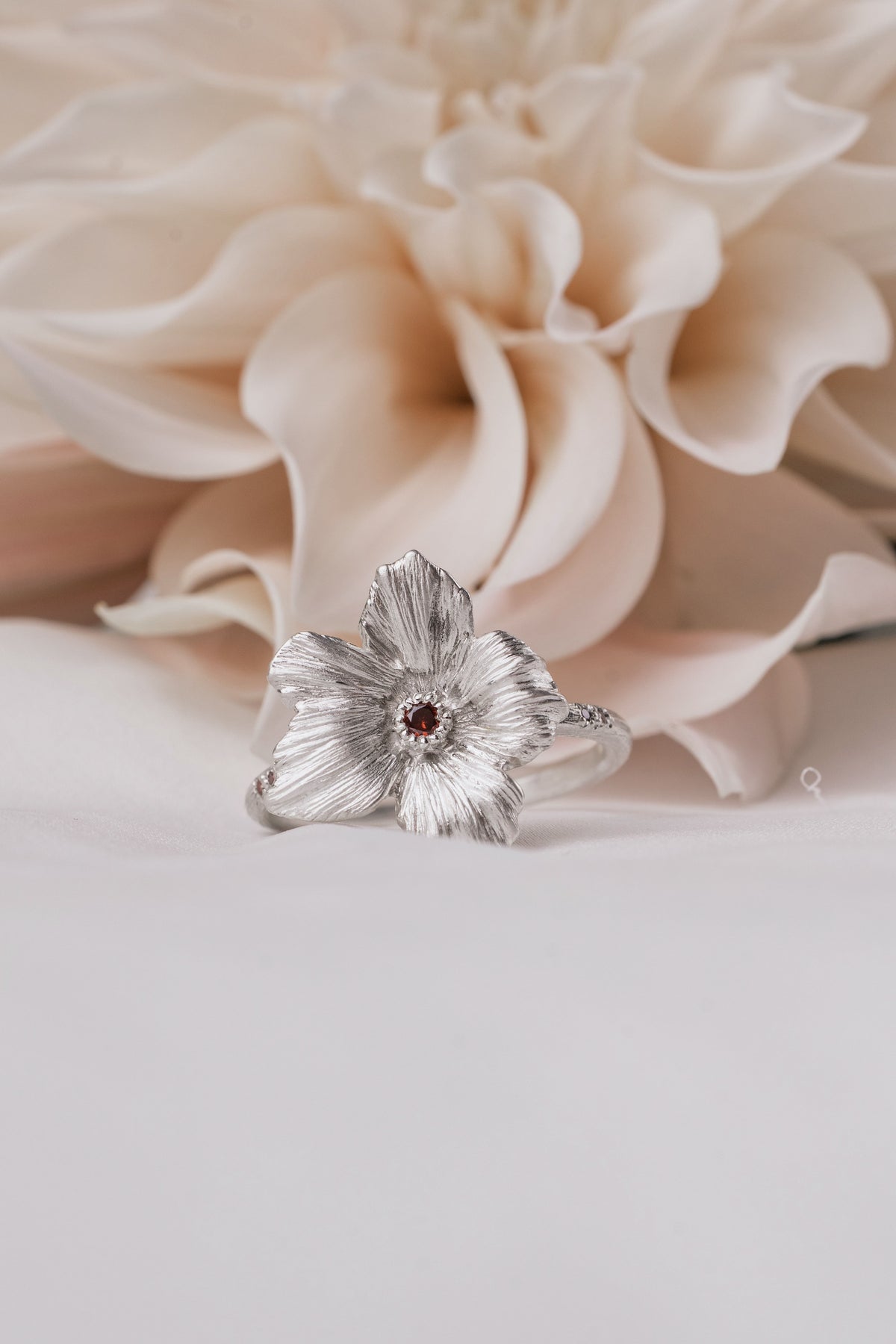 Bloom Ring