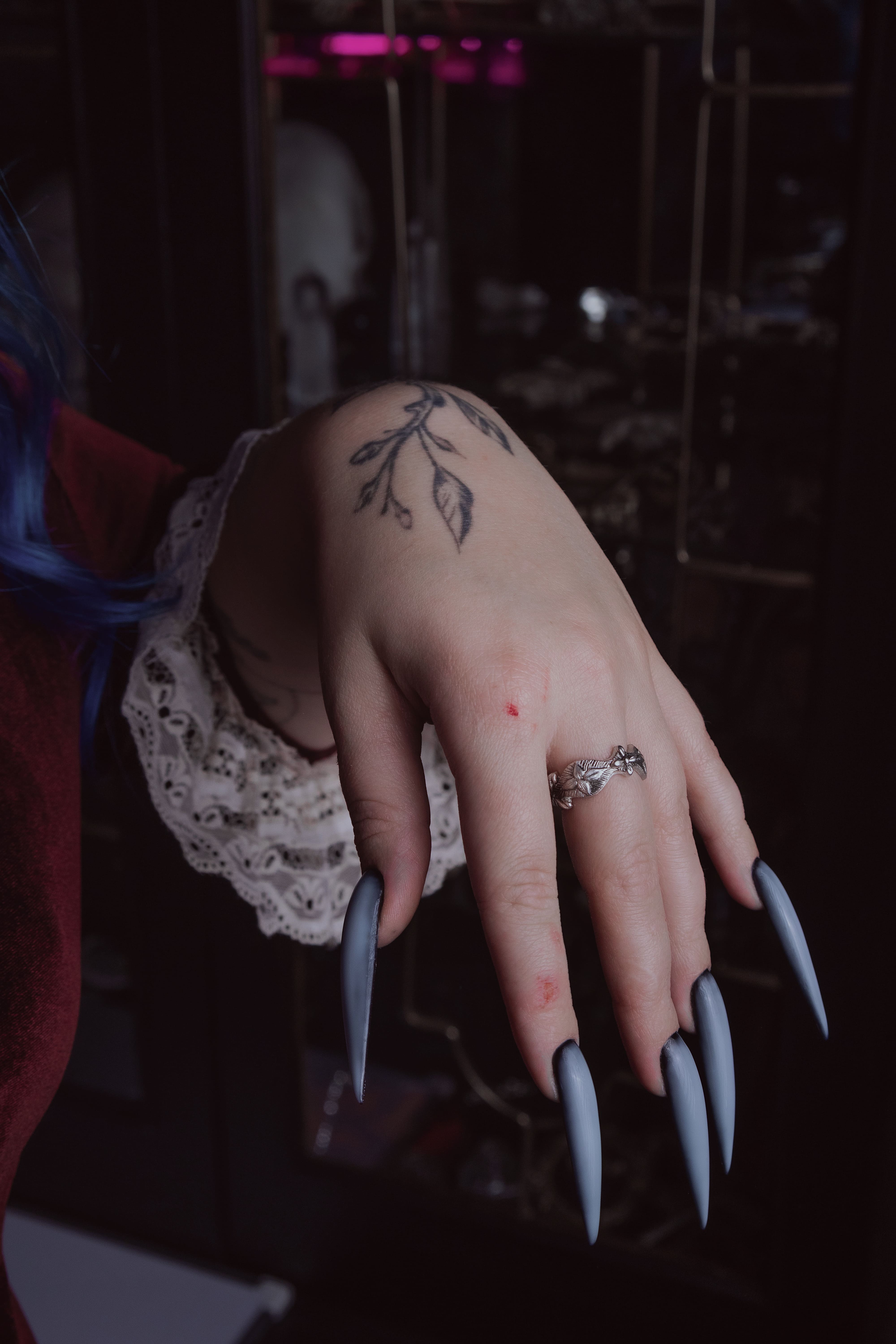 Crown of Thorns ring with stone