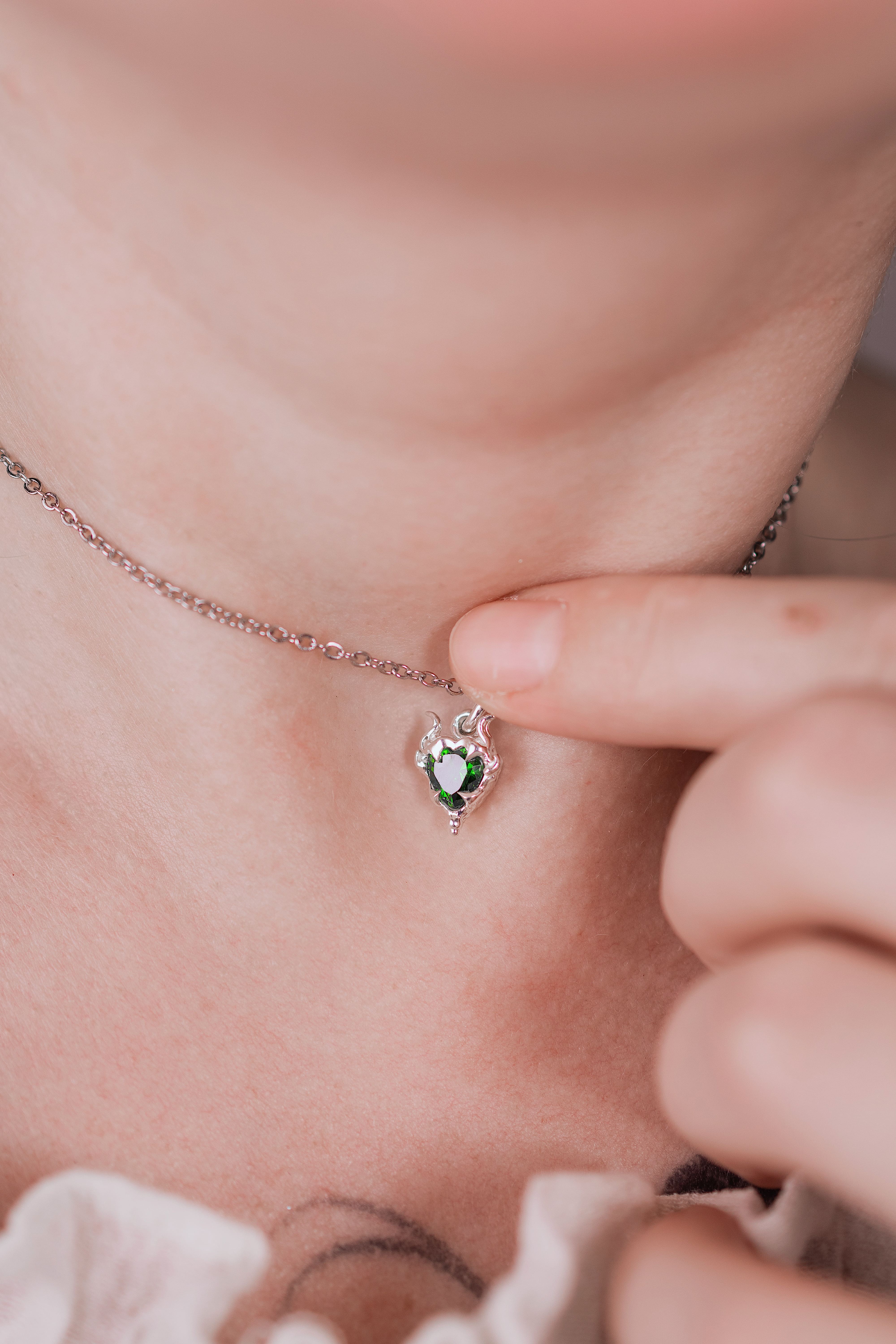 Green Lyra Pendant