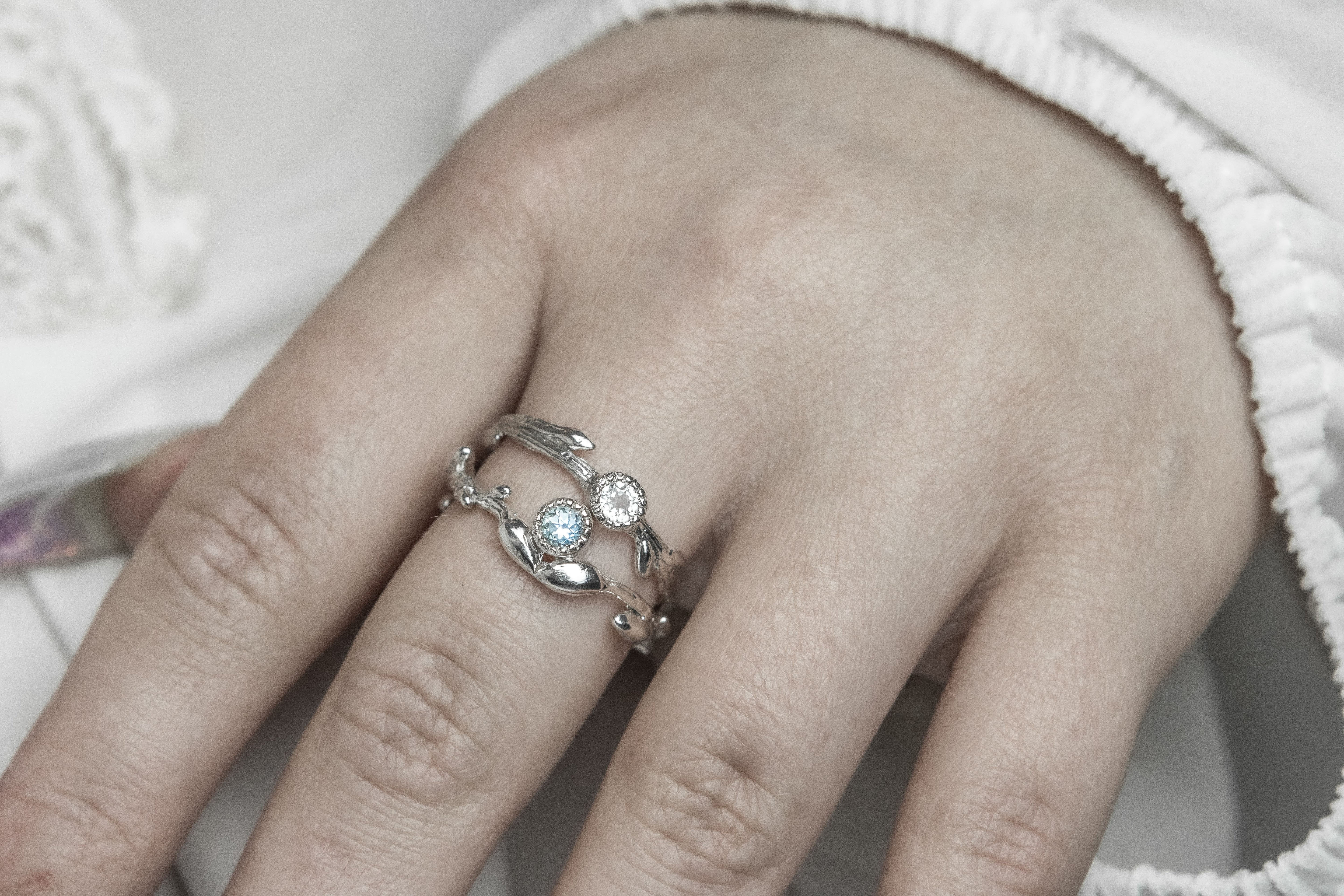 Wavy Branch Ring with Stone
