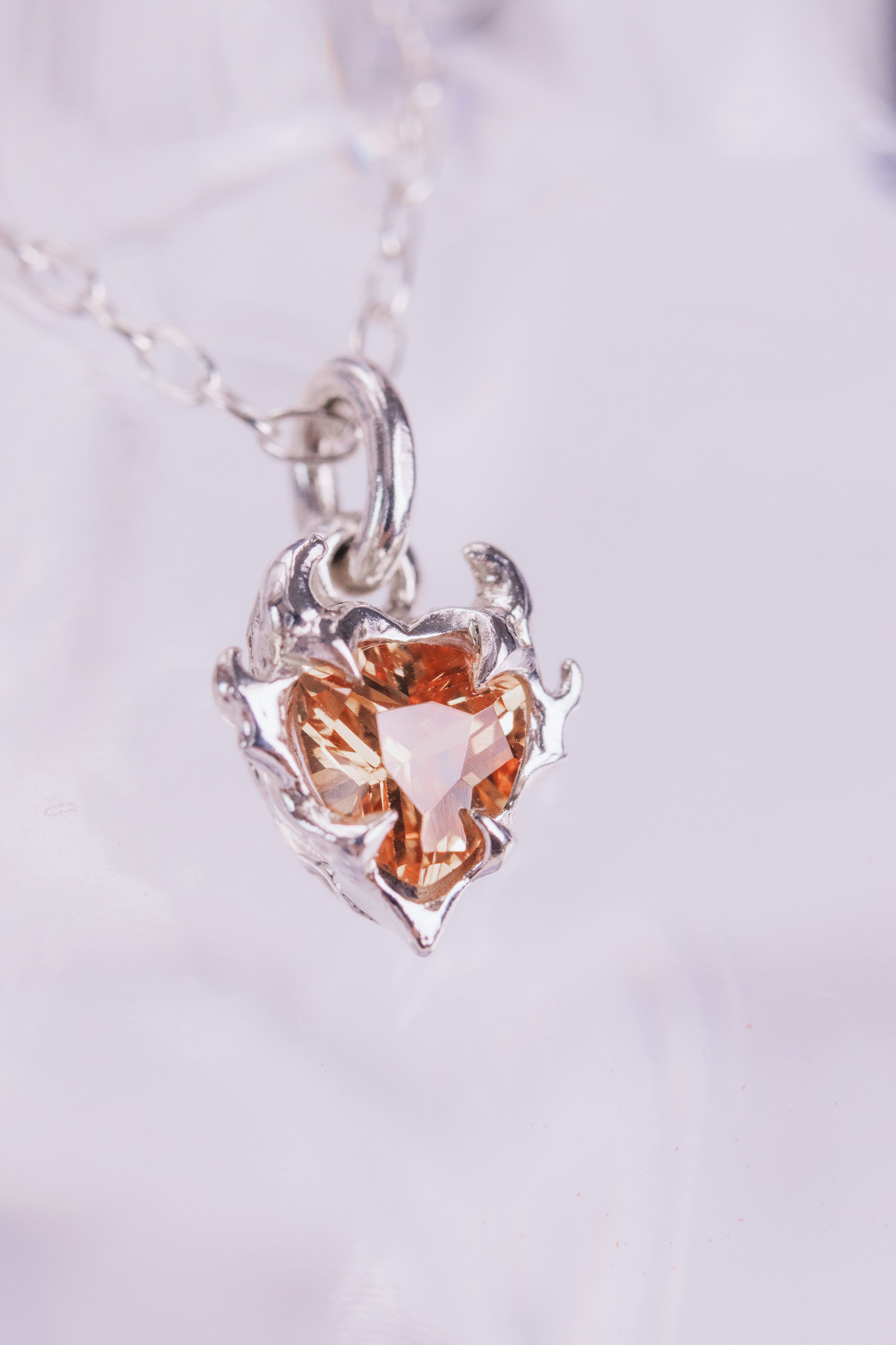 Champagne Lyra Pendant