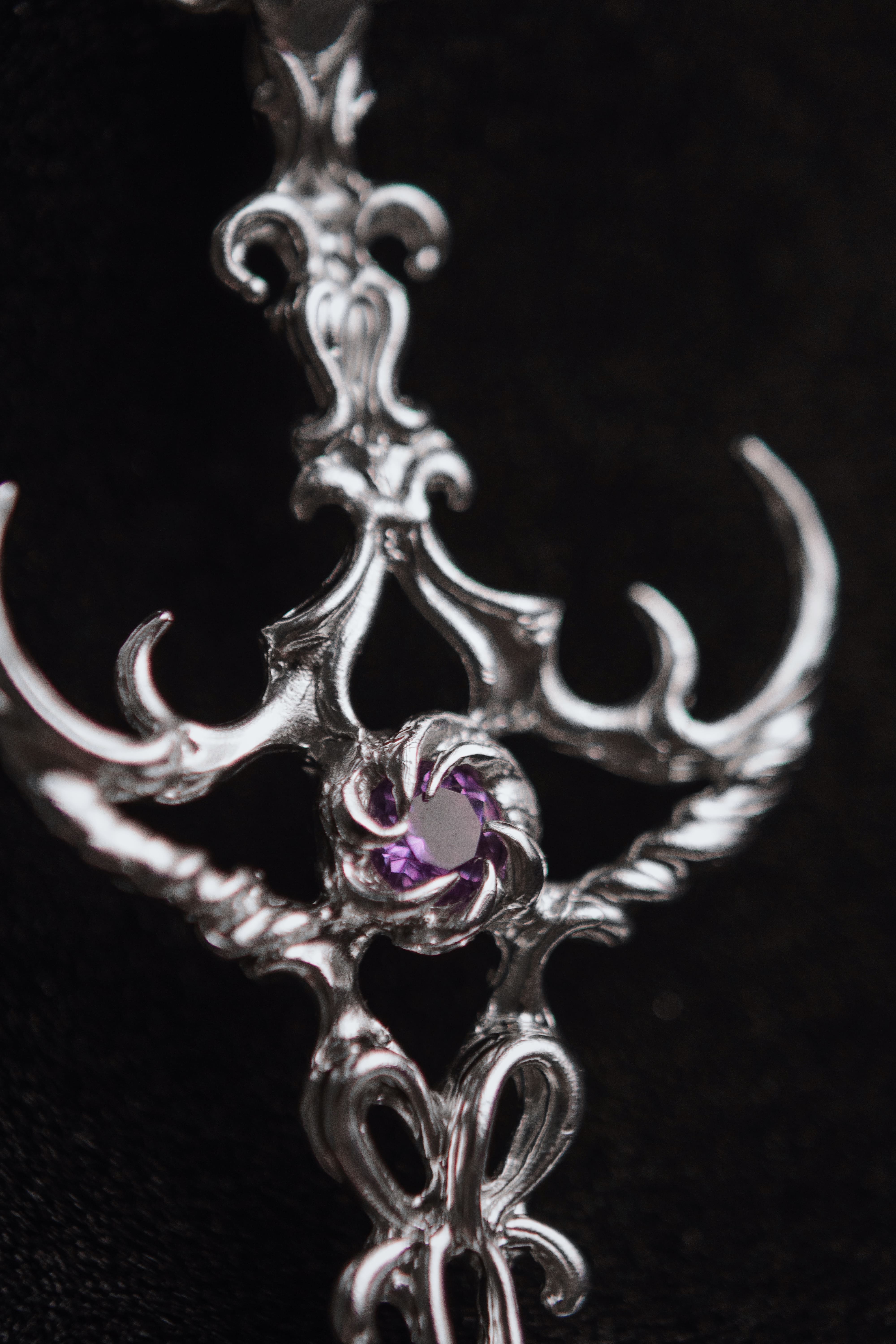 Chunky pendant with Amethyst