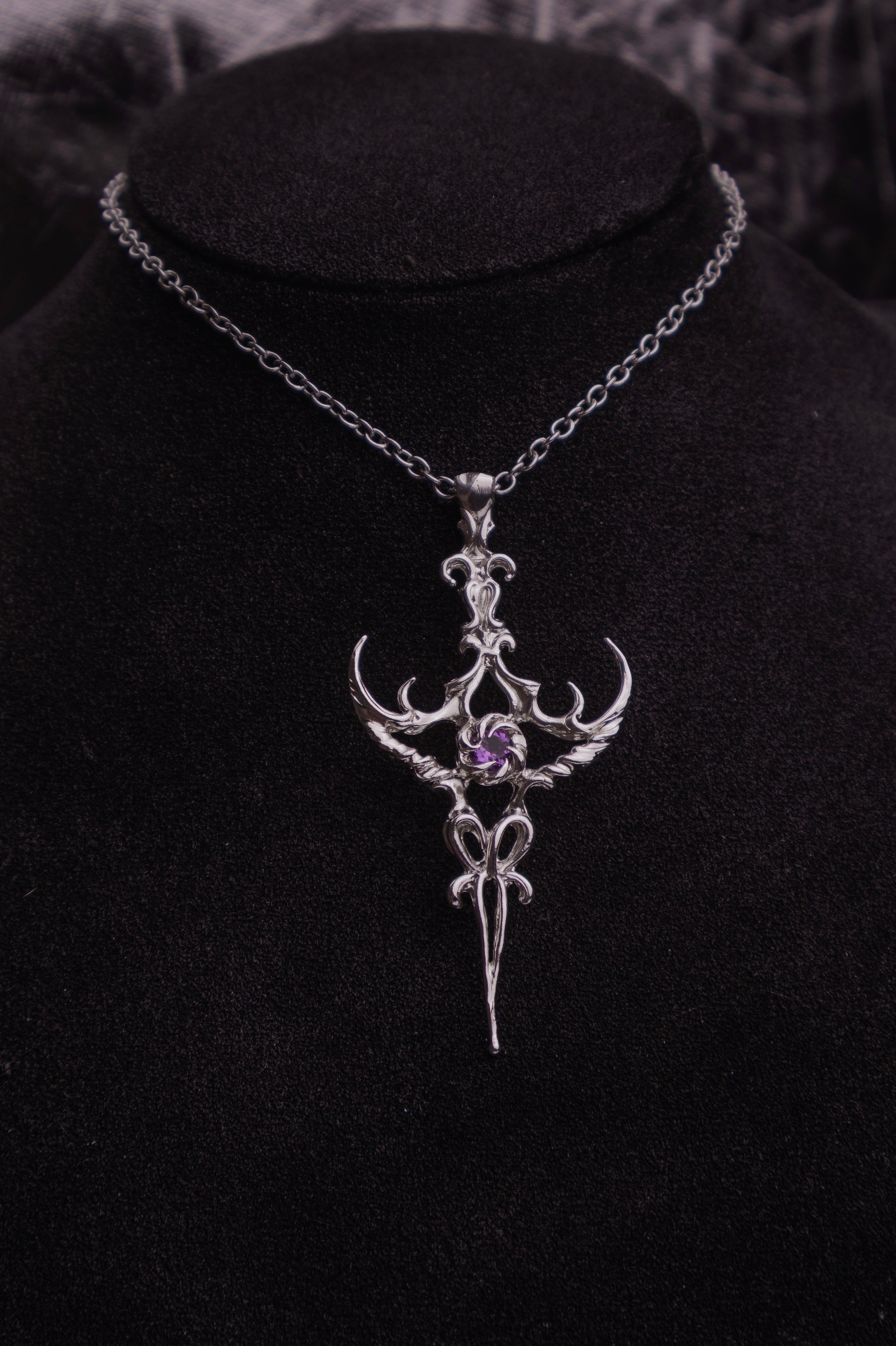 Chunky pendant with Amethyst