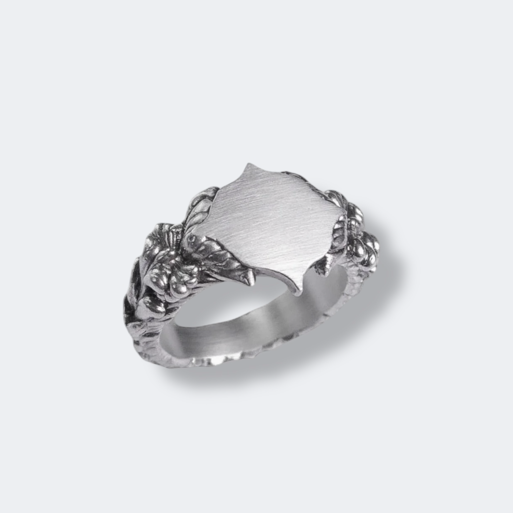 Shield-ring for your engraving