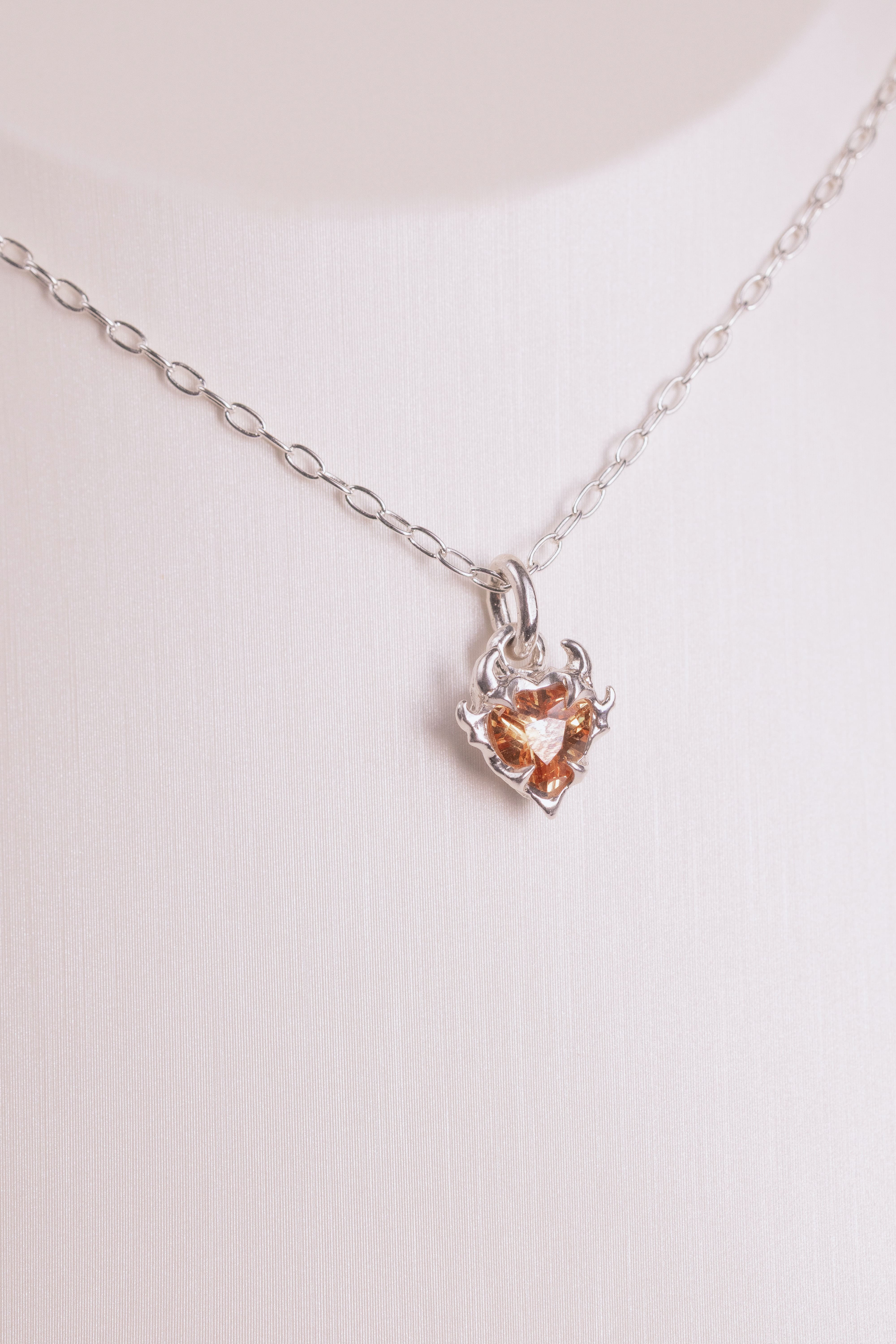 Champagne Lyra Pendant