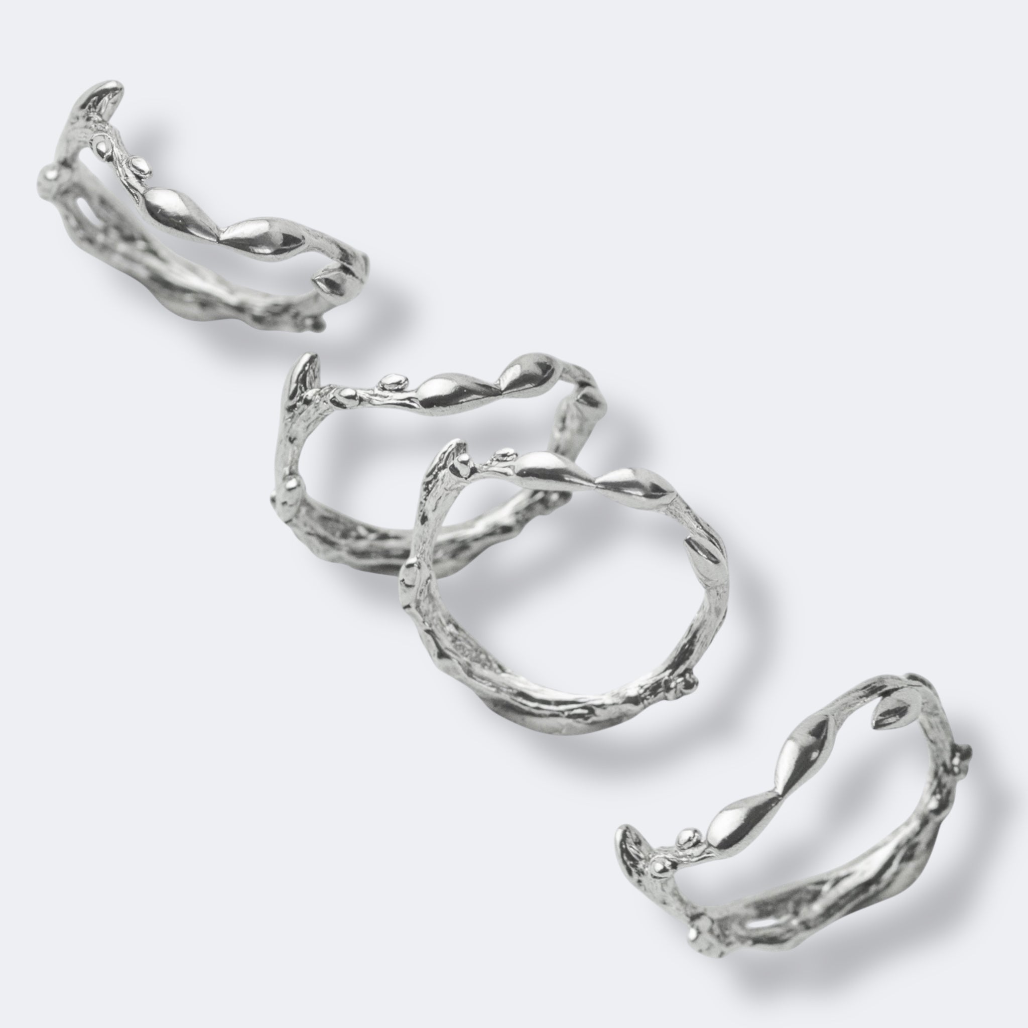 Wavy branch ring