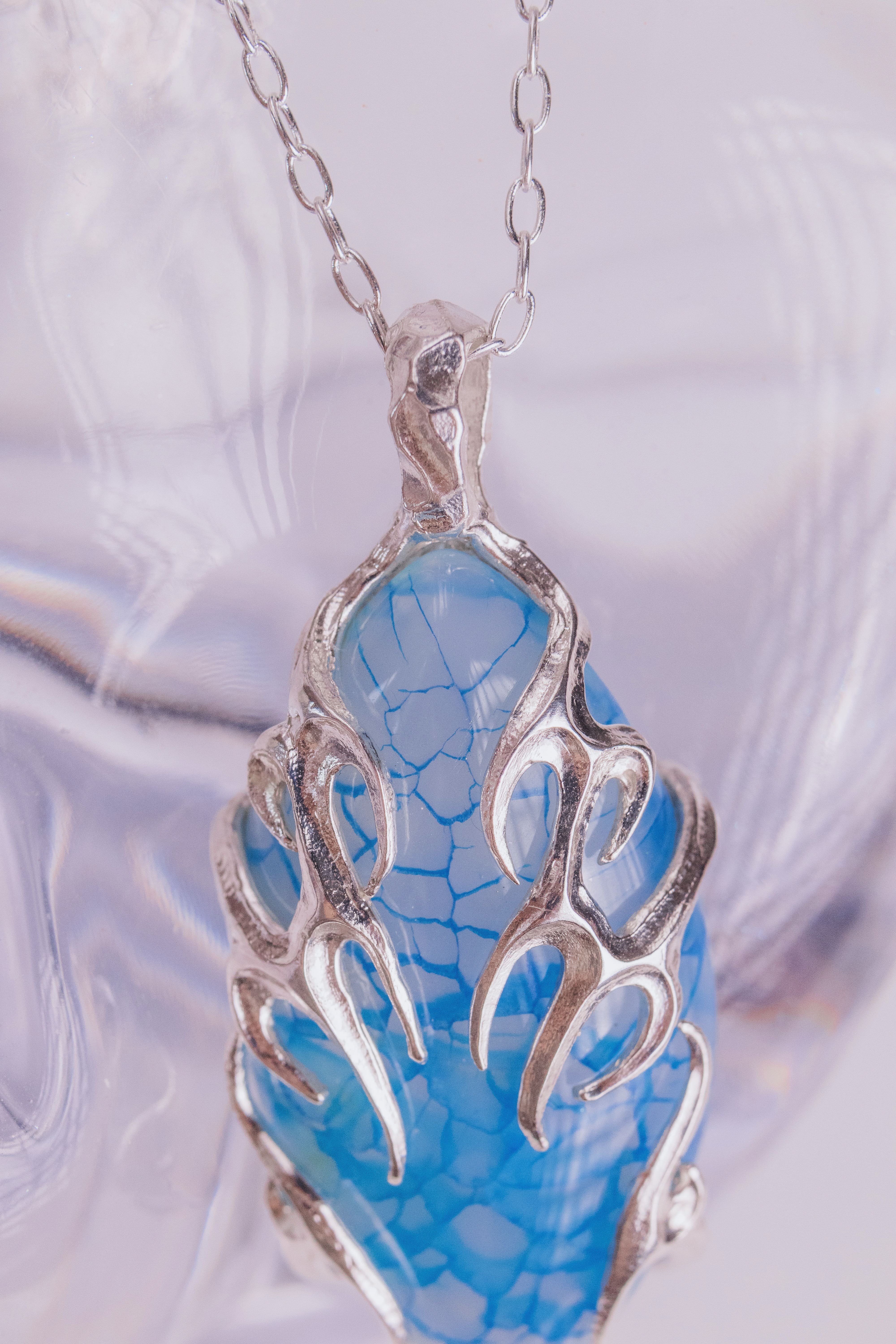 Tribal Pendant Dragon Vein Agate