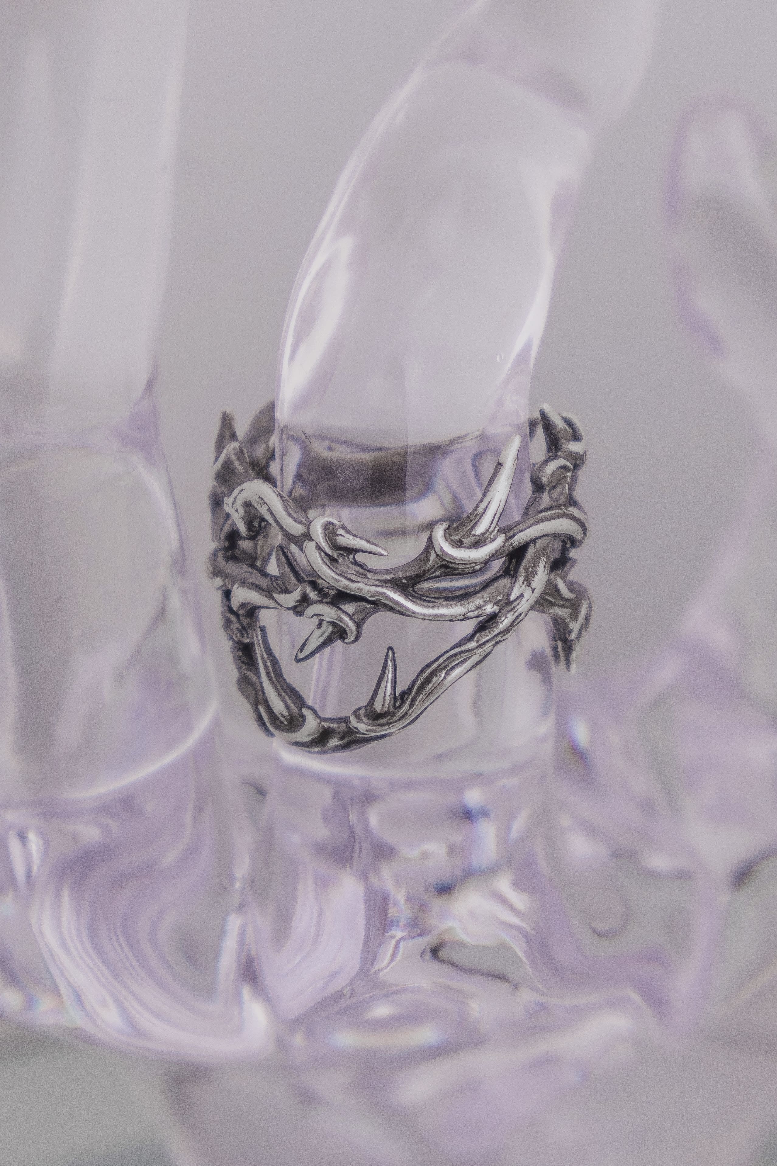 Chunky thorn ring