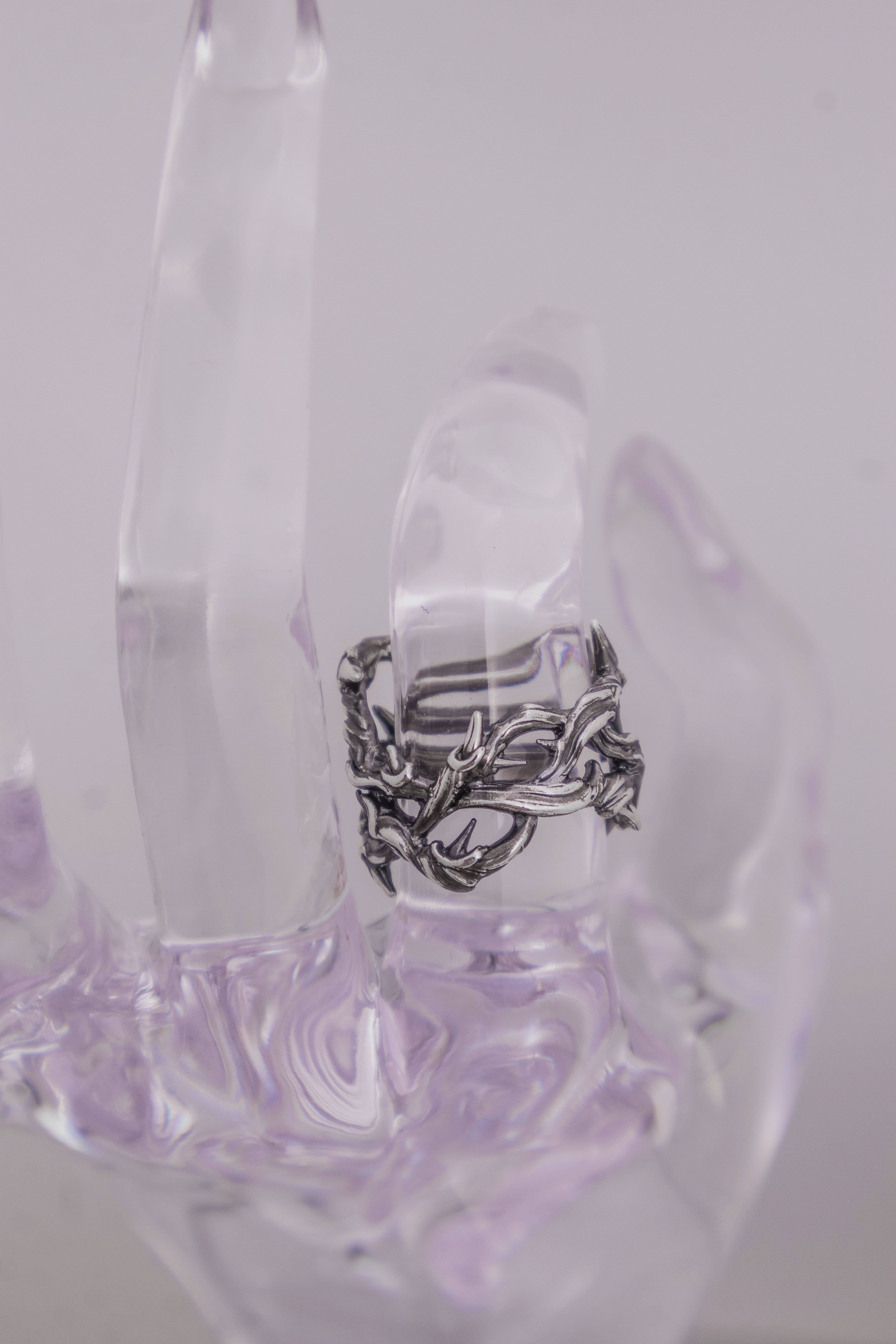 Chunky thorn ring