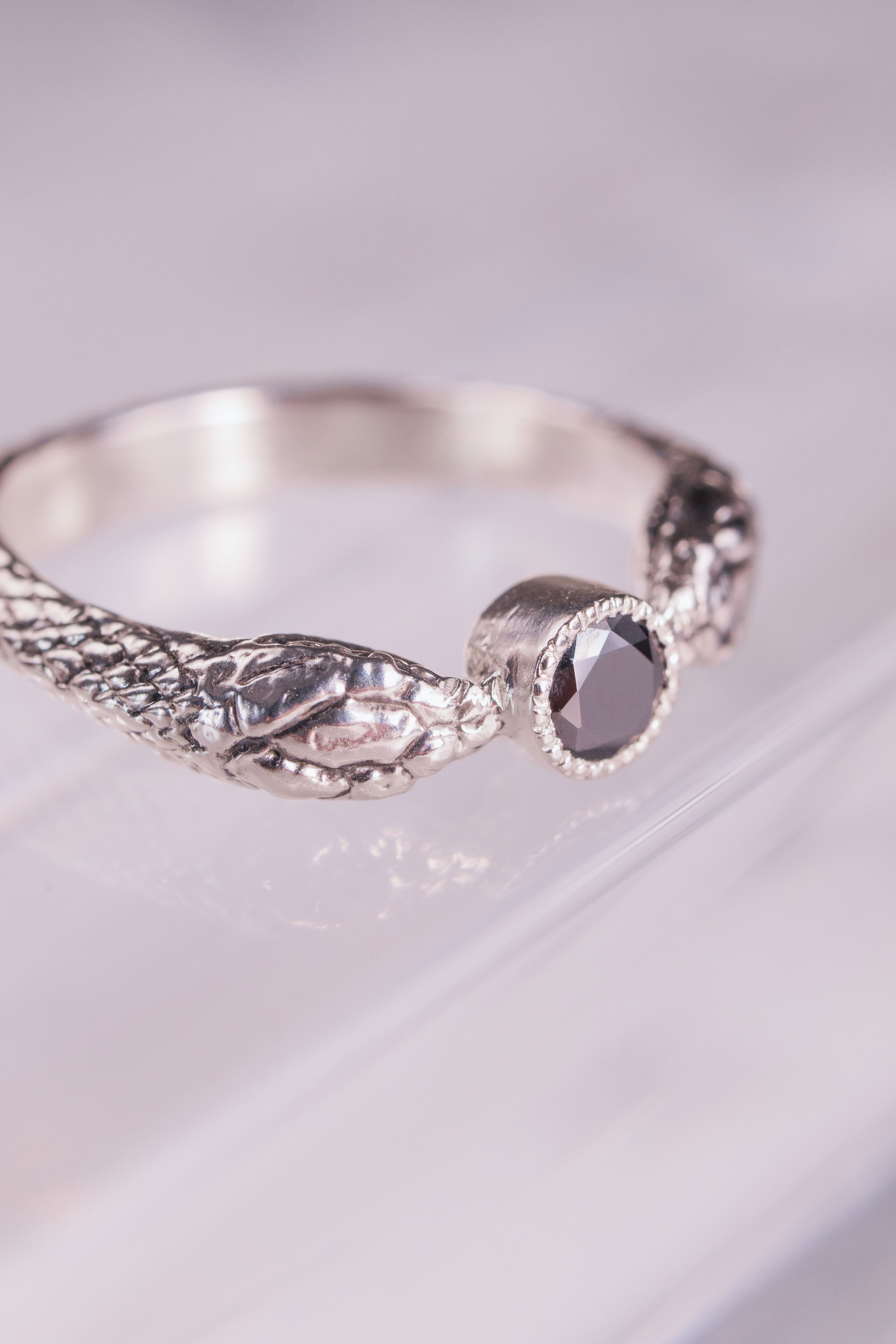 Dual Snakes Ring