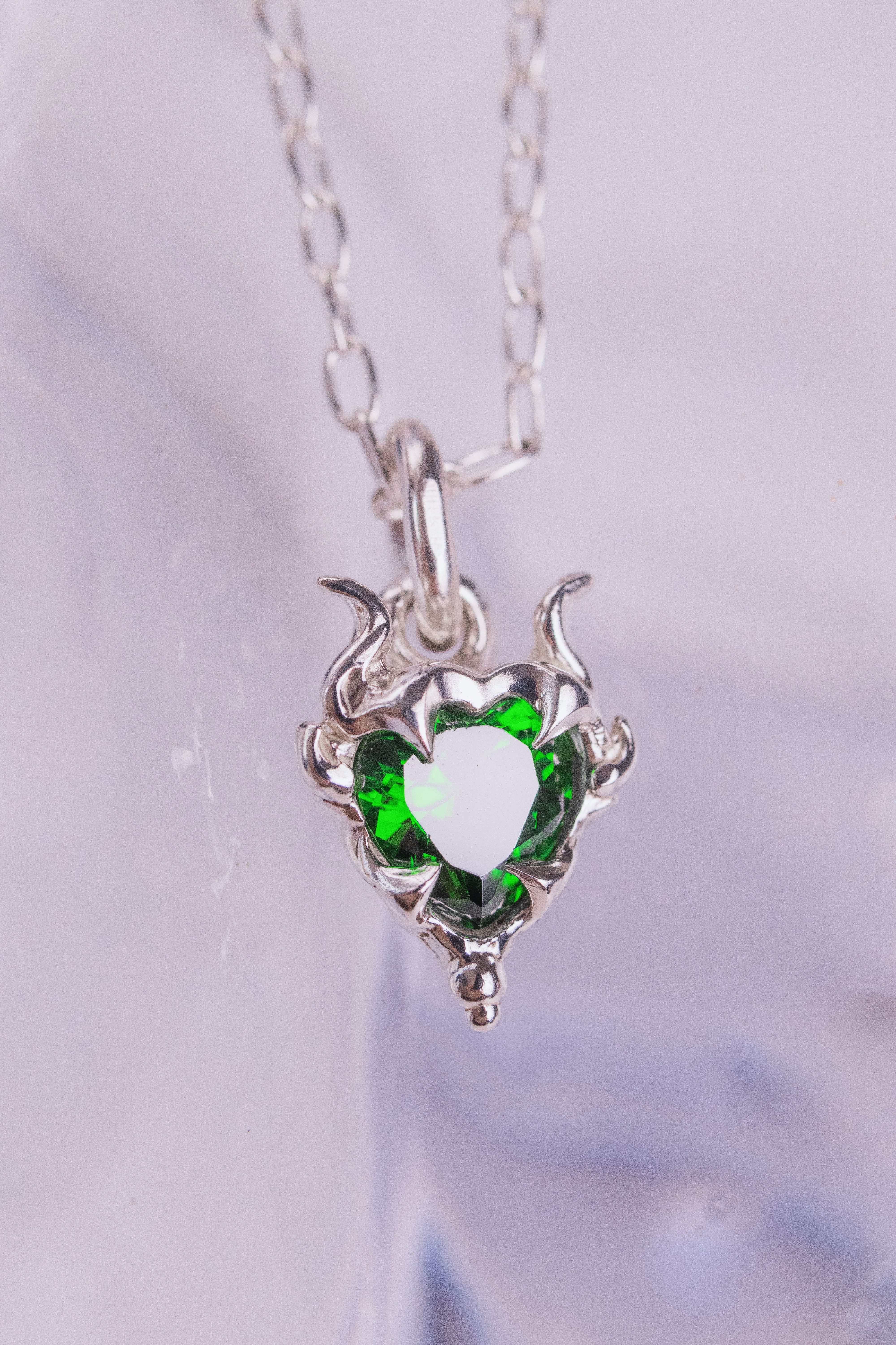 Green Lyra Pendant