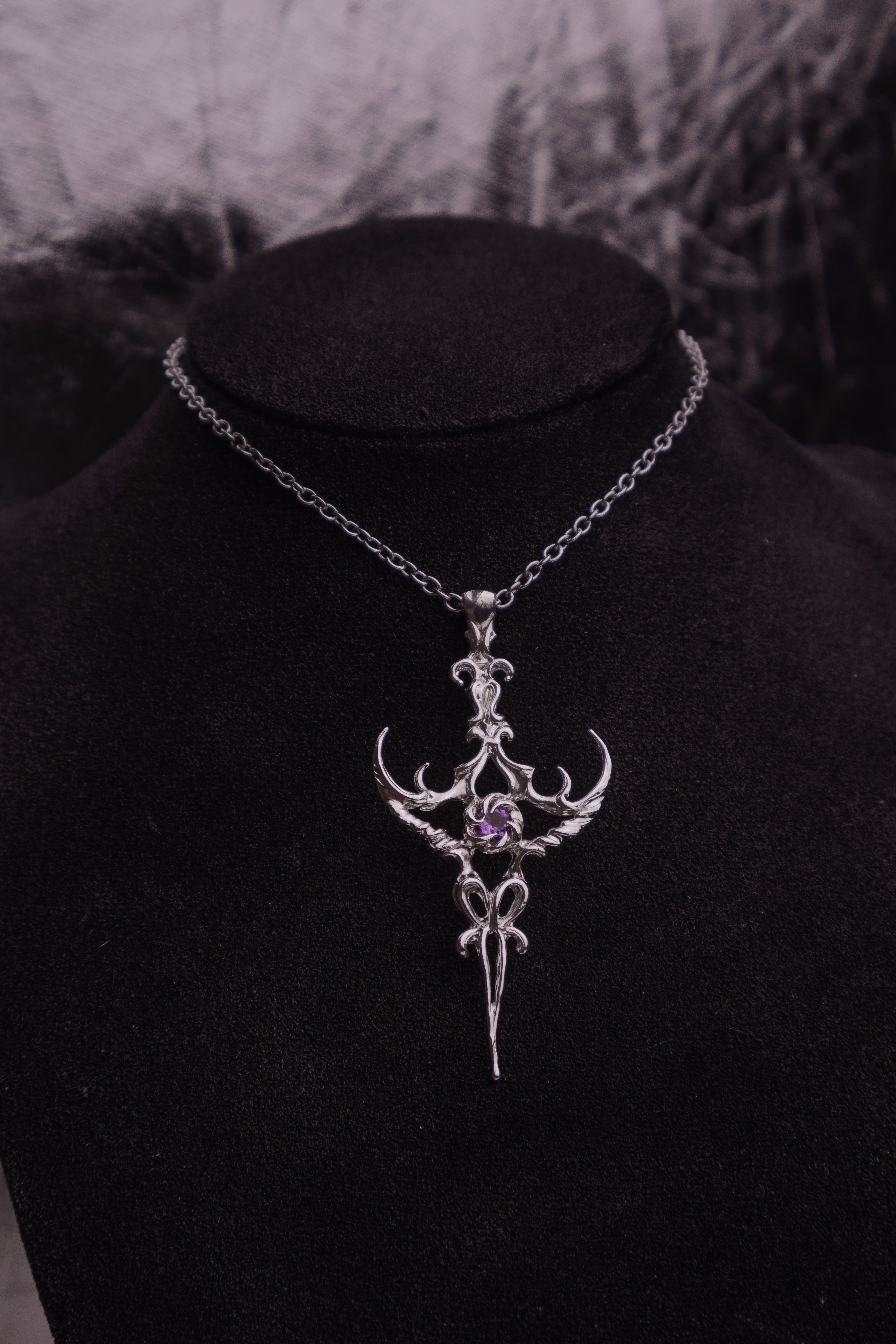 Chunky pendant with Amethyst