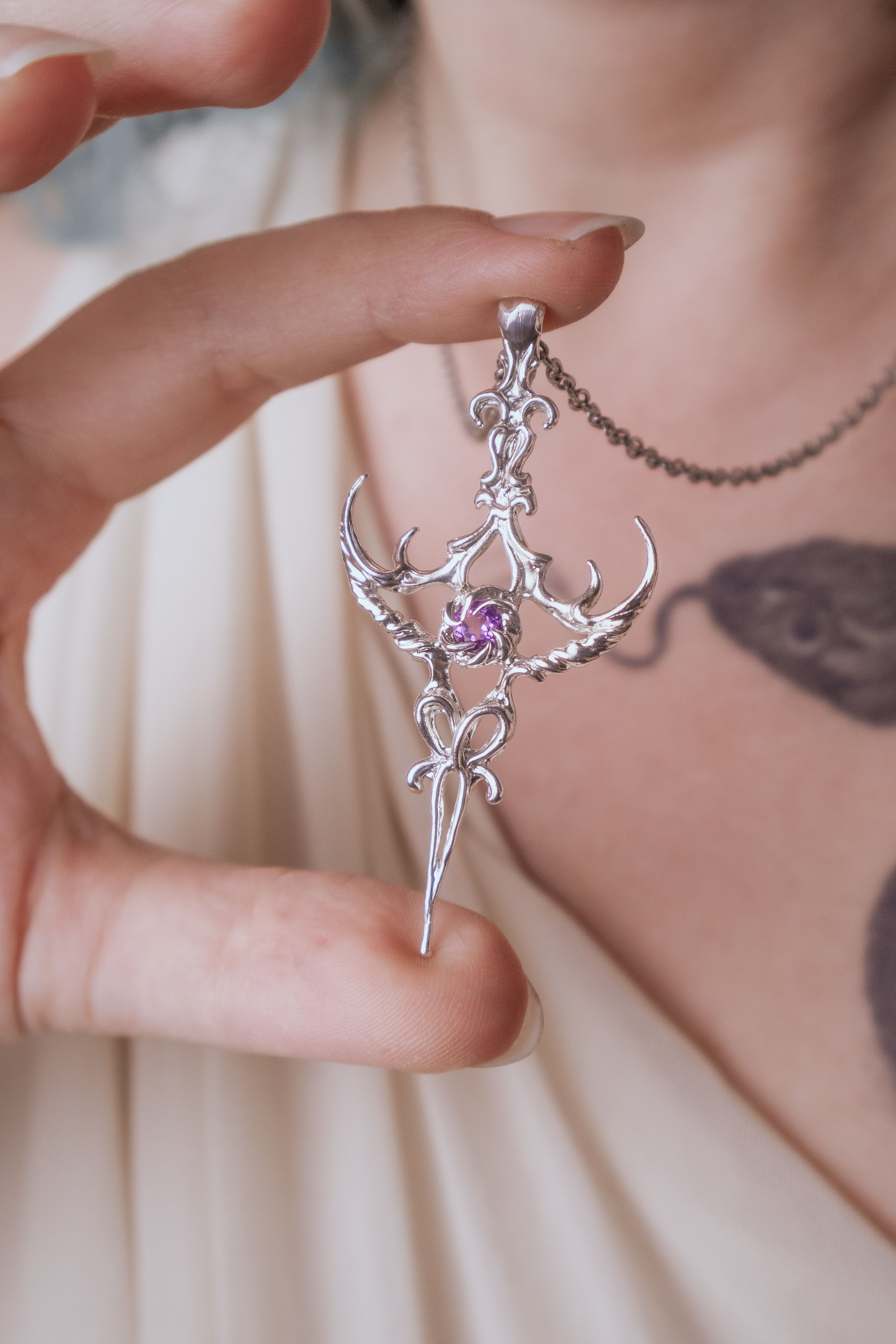 Chunky pendant with Amethyst