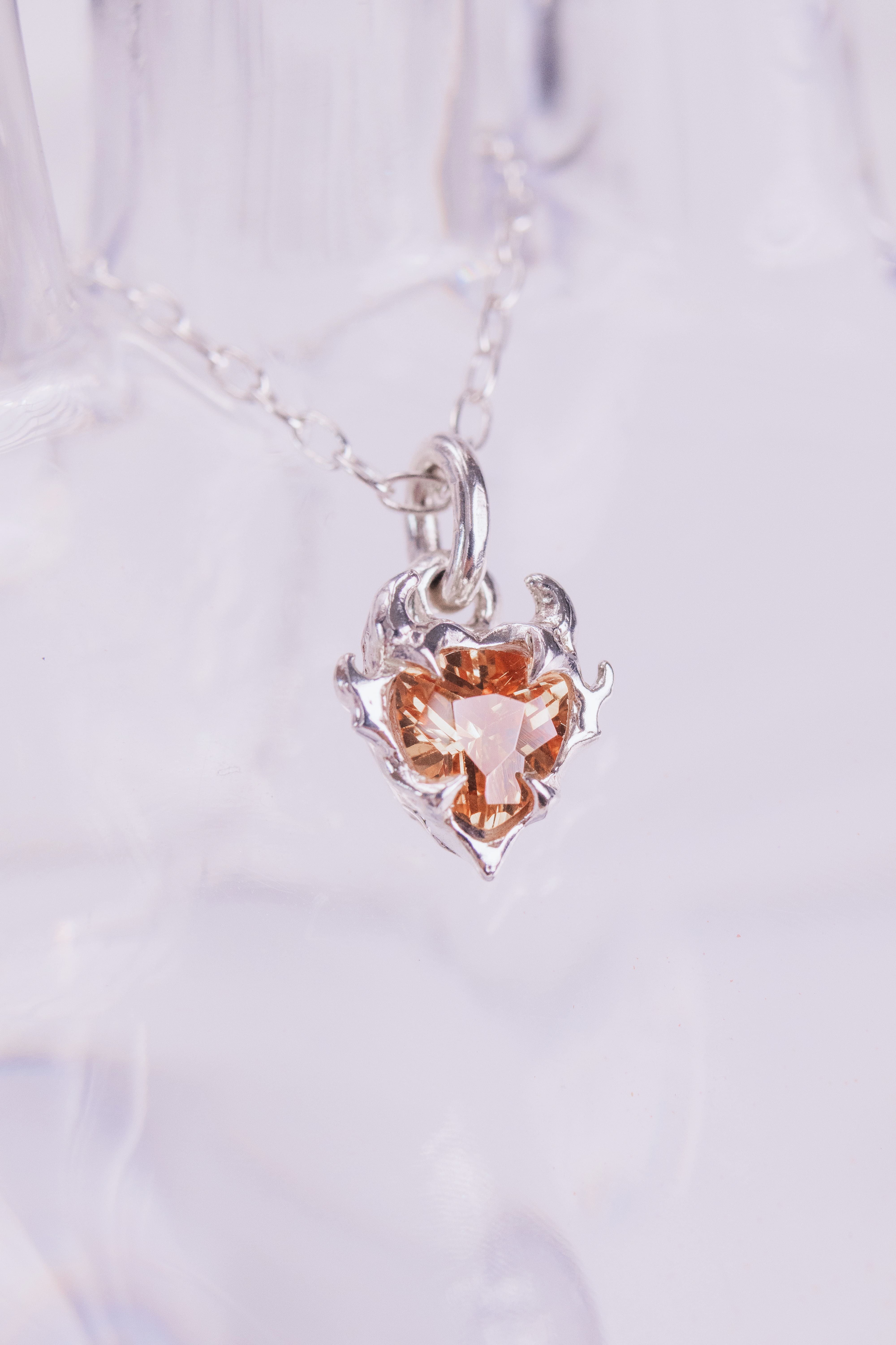 Champagne Lyra Pendant