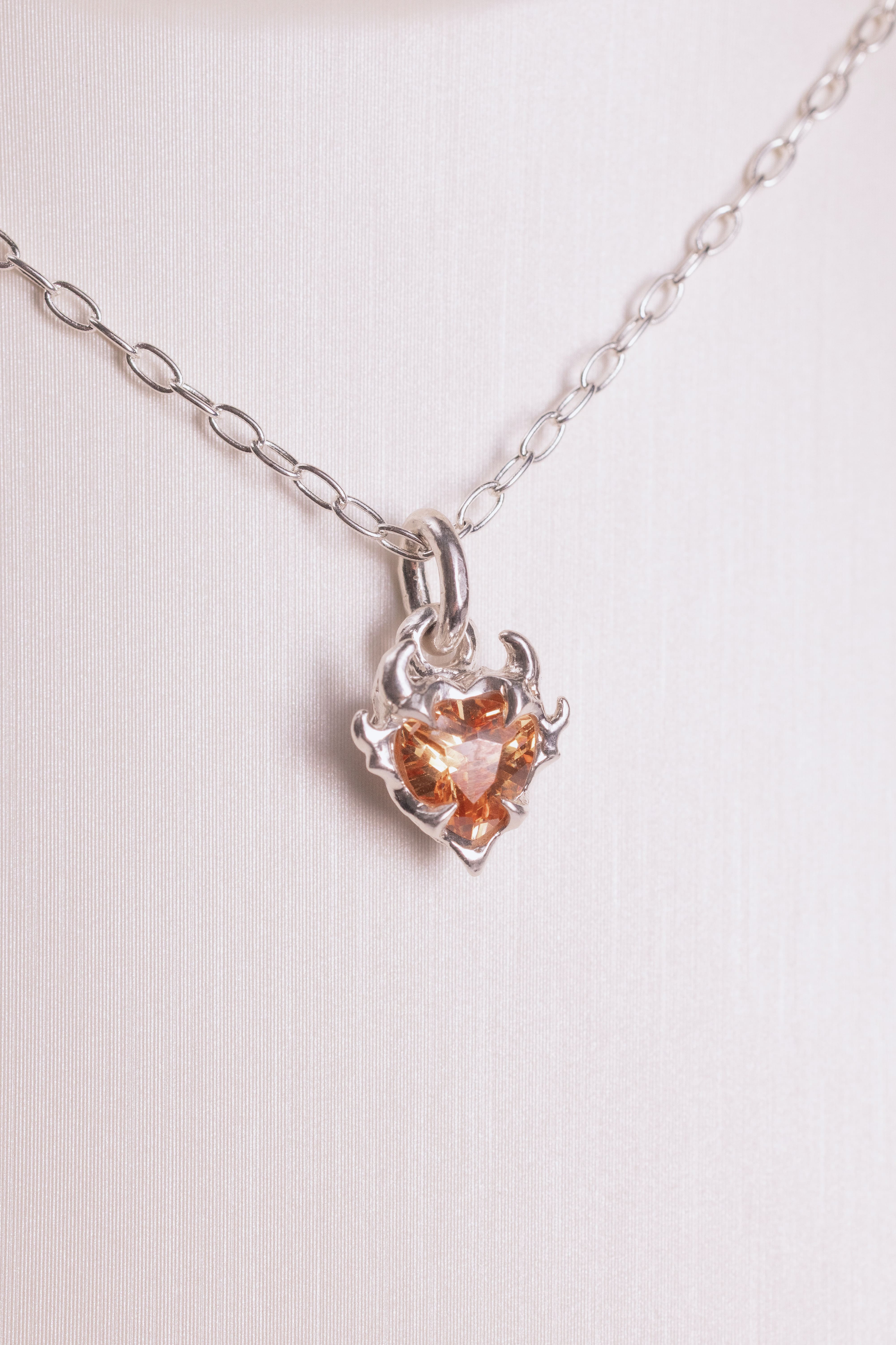 Champagne Lyra Pendant