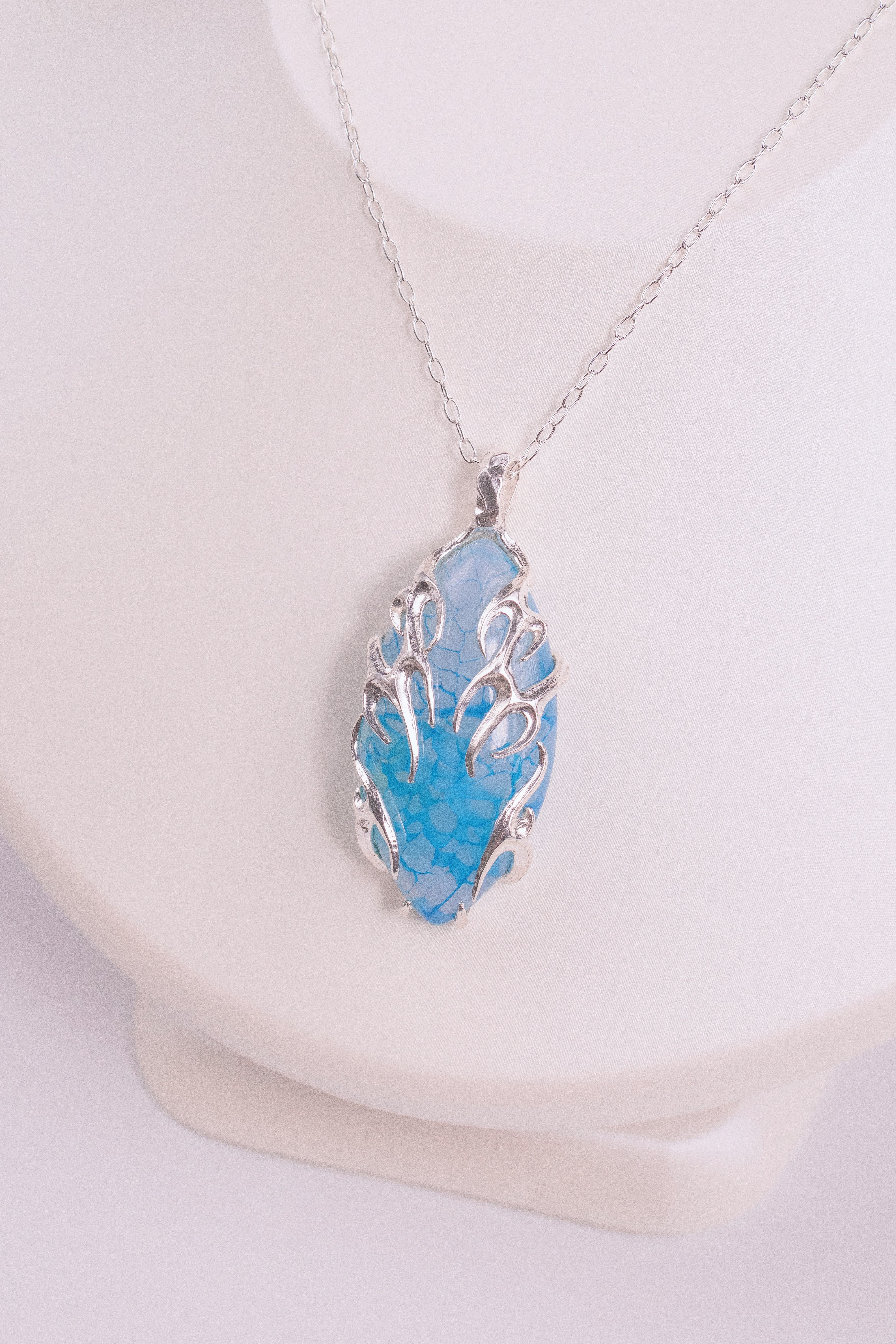 Tribal Pendant Dragon Vein Agate