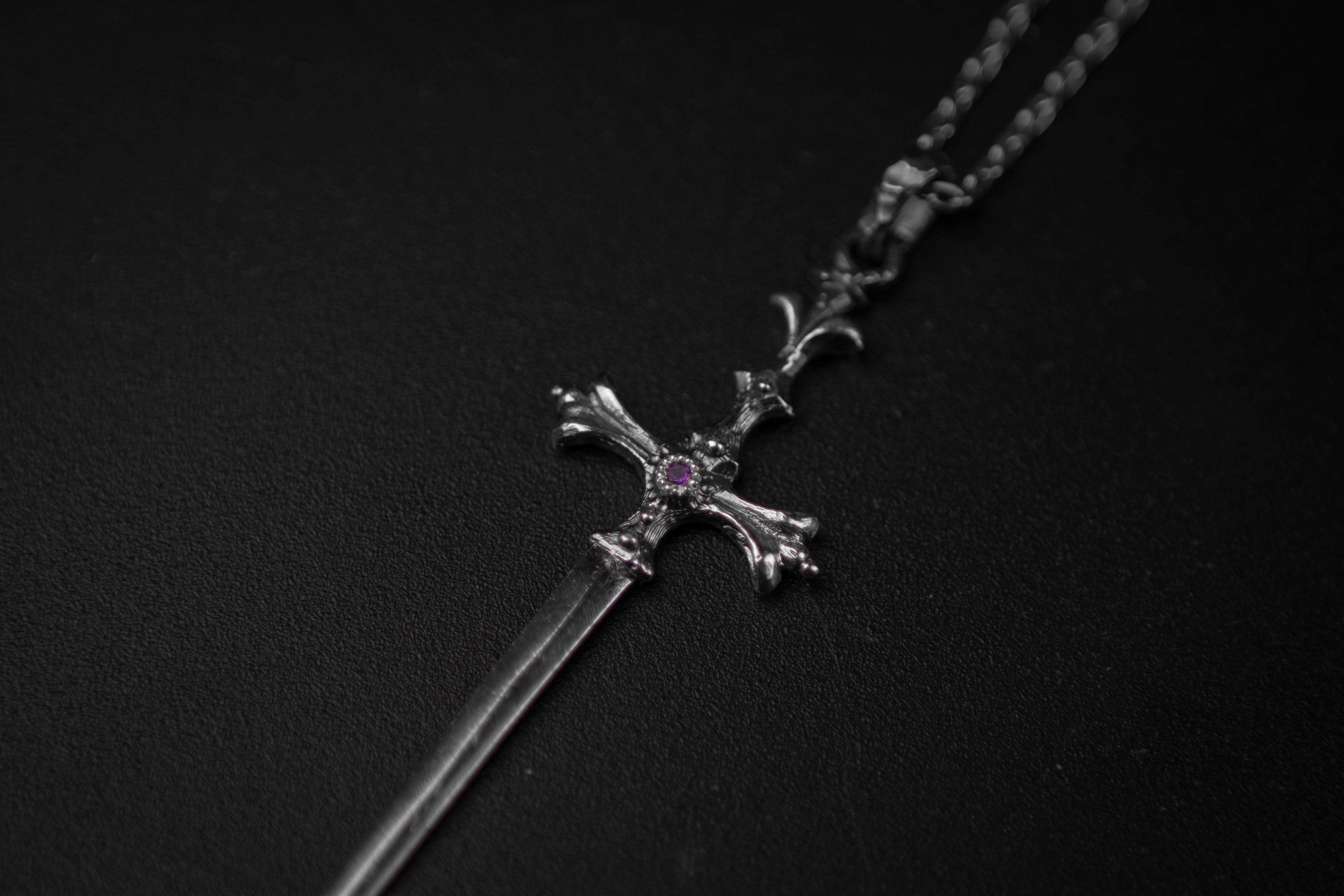 Sword-Pendant with 2 mm Stone