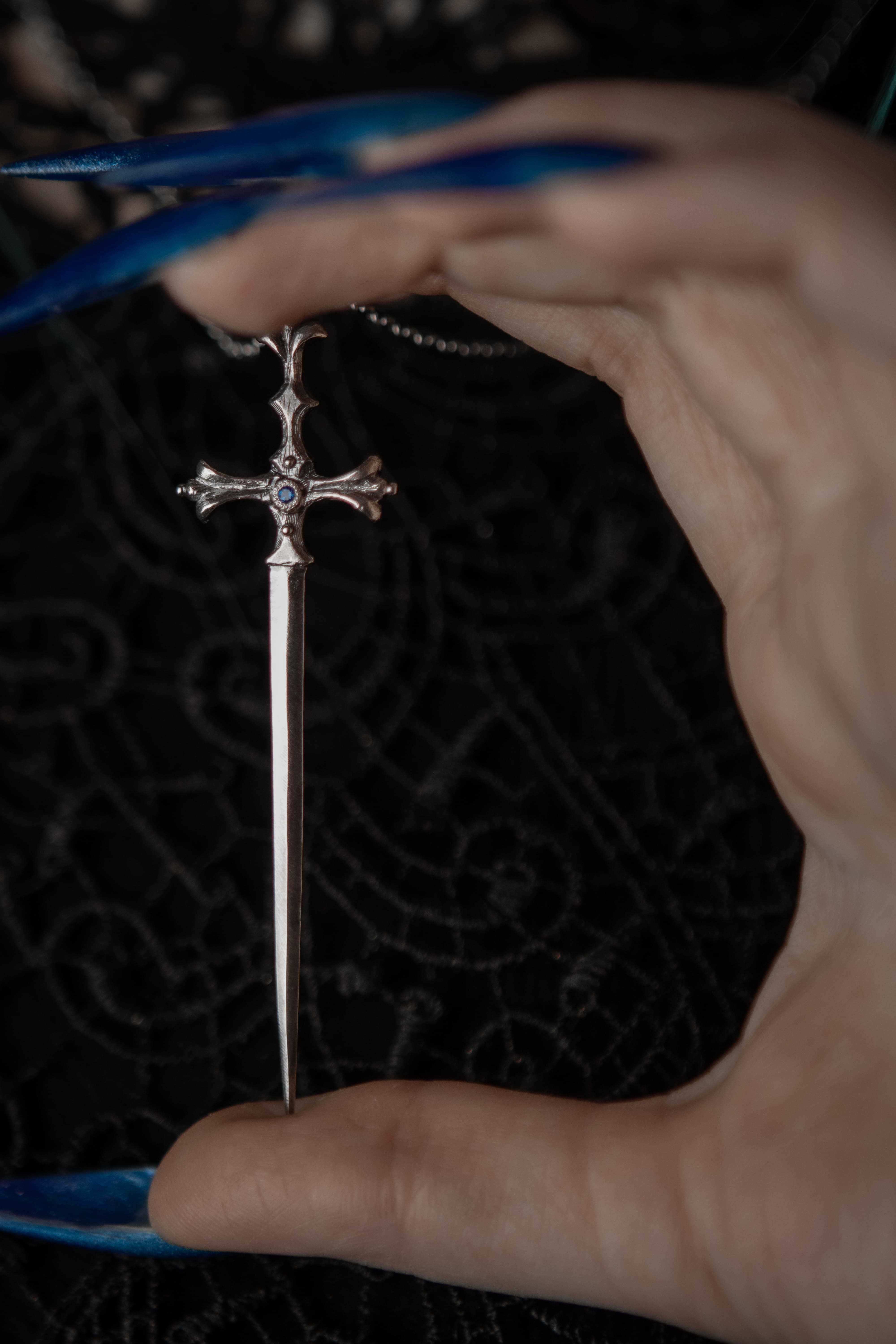 Sword-Pendant with 2 mm Stone