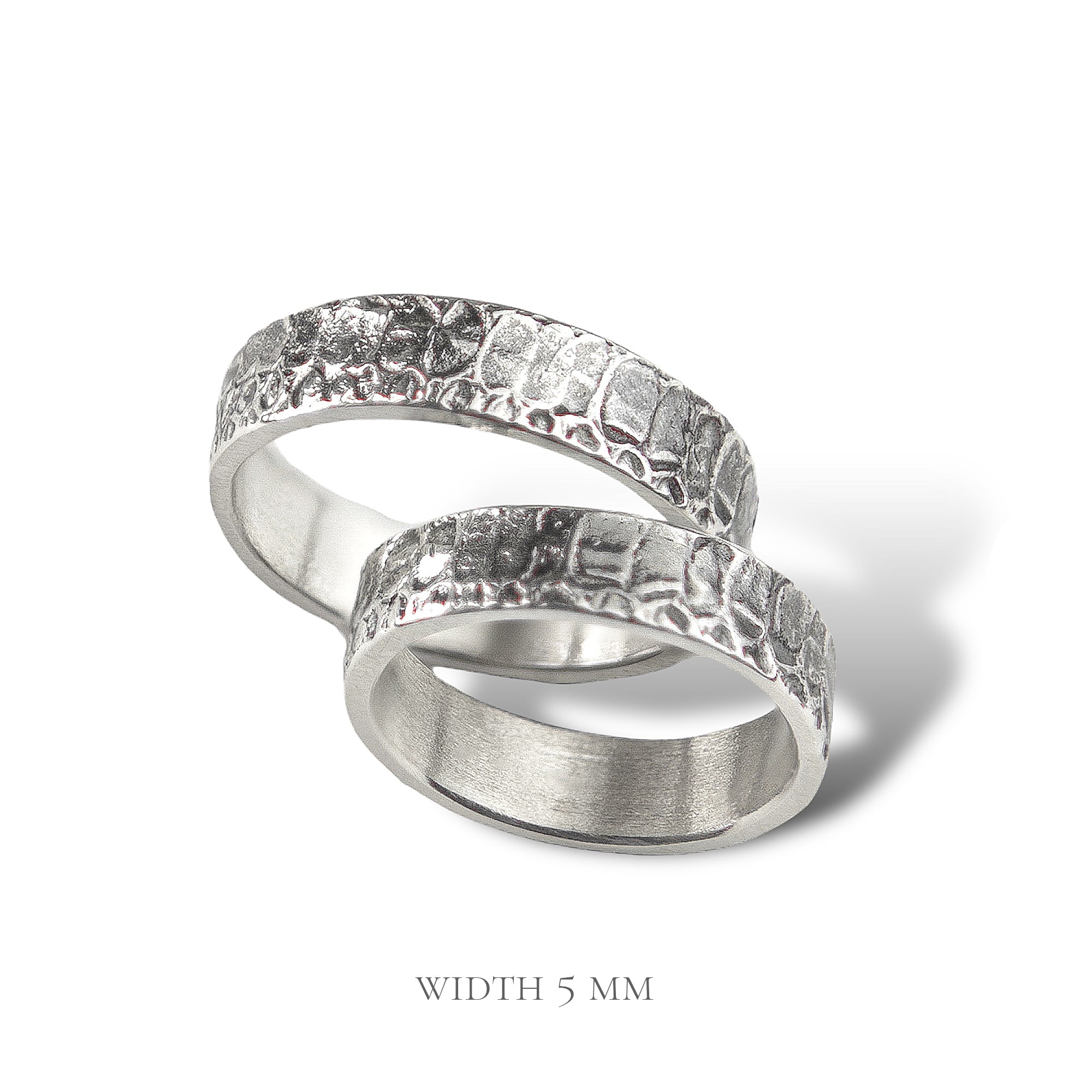 Ring with Snake Scale Relief